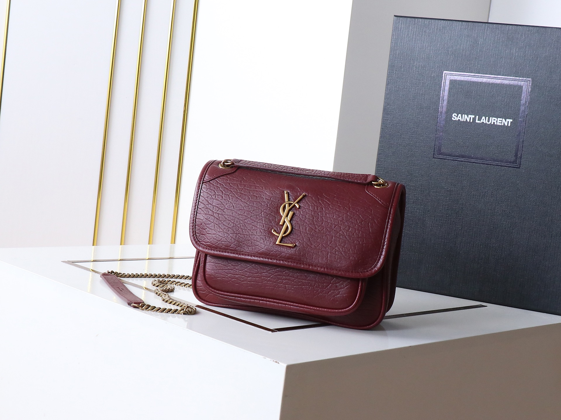 YSL 00179