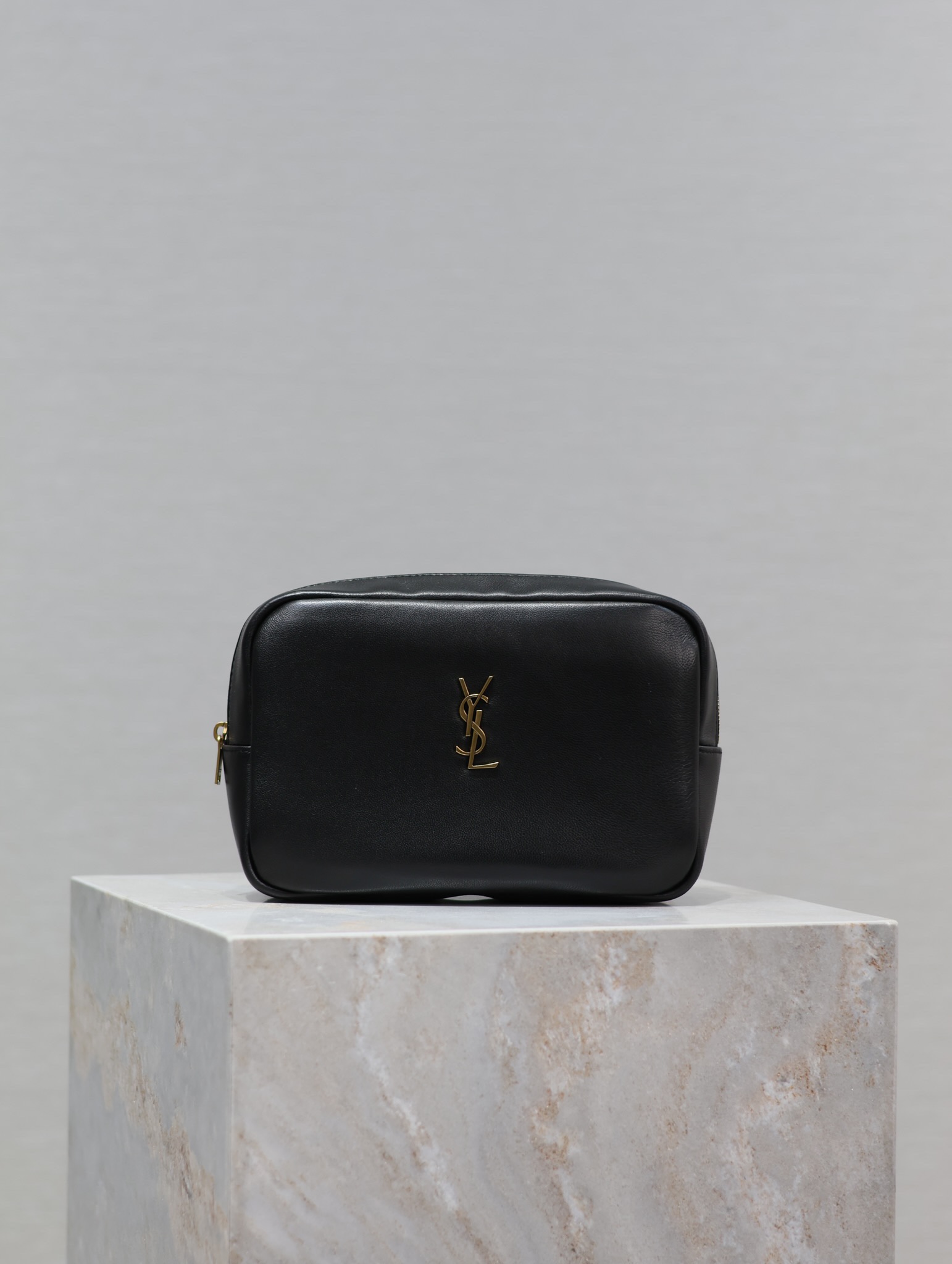 YSL  00249