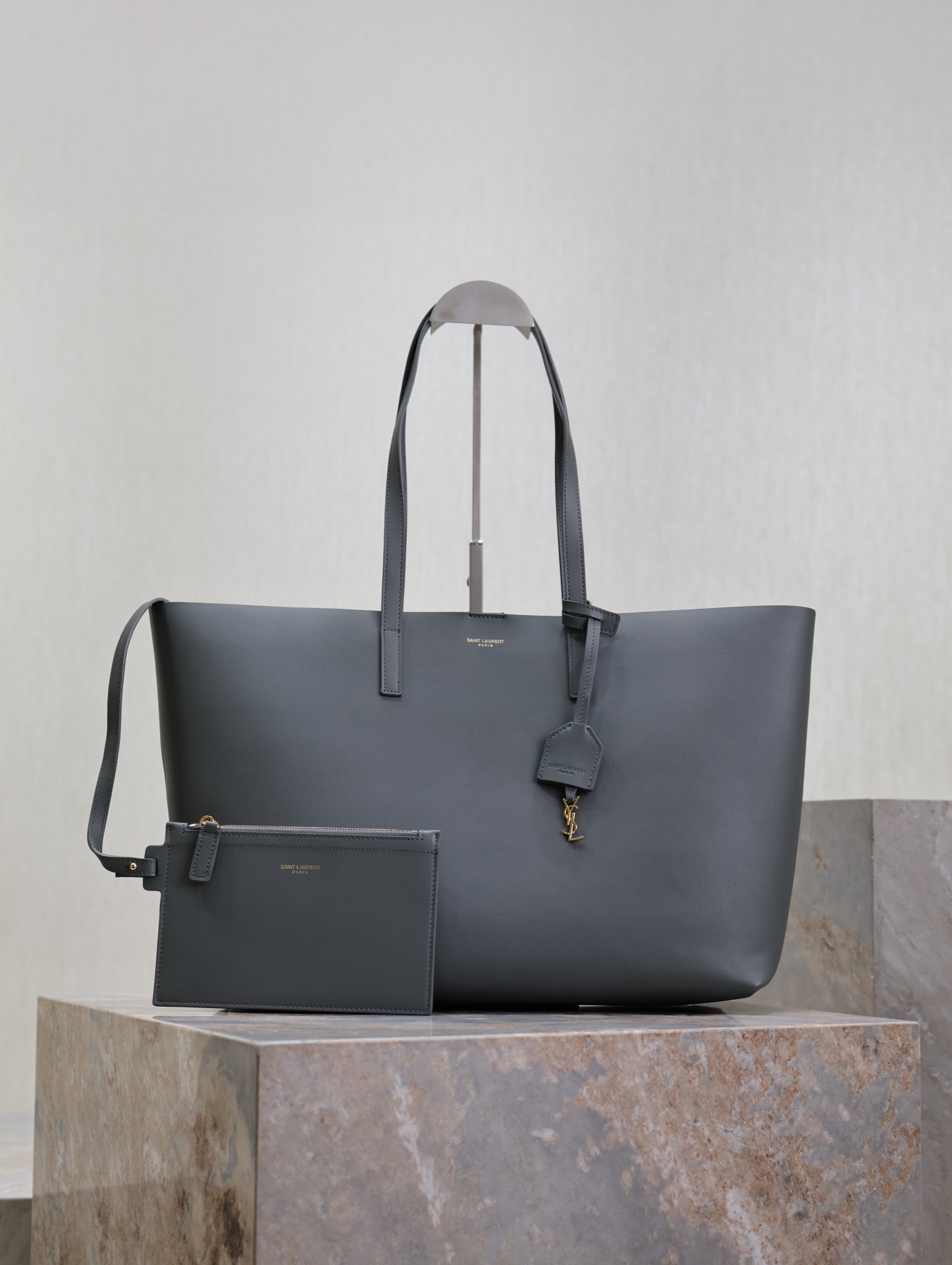 YSL  00249