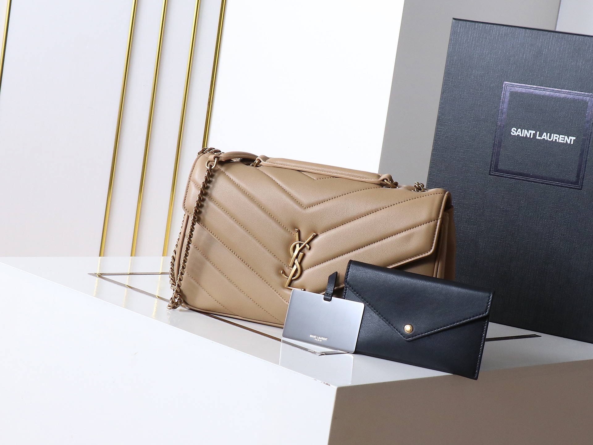 YSL  00259