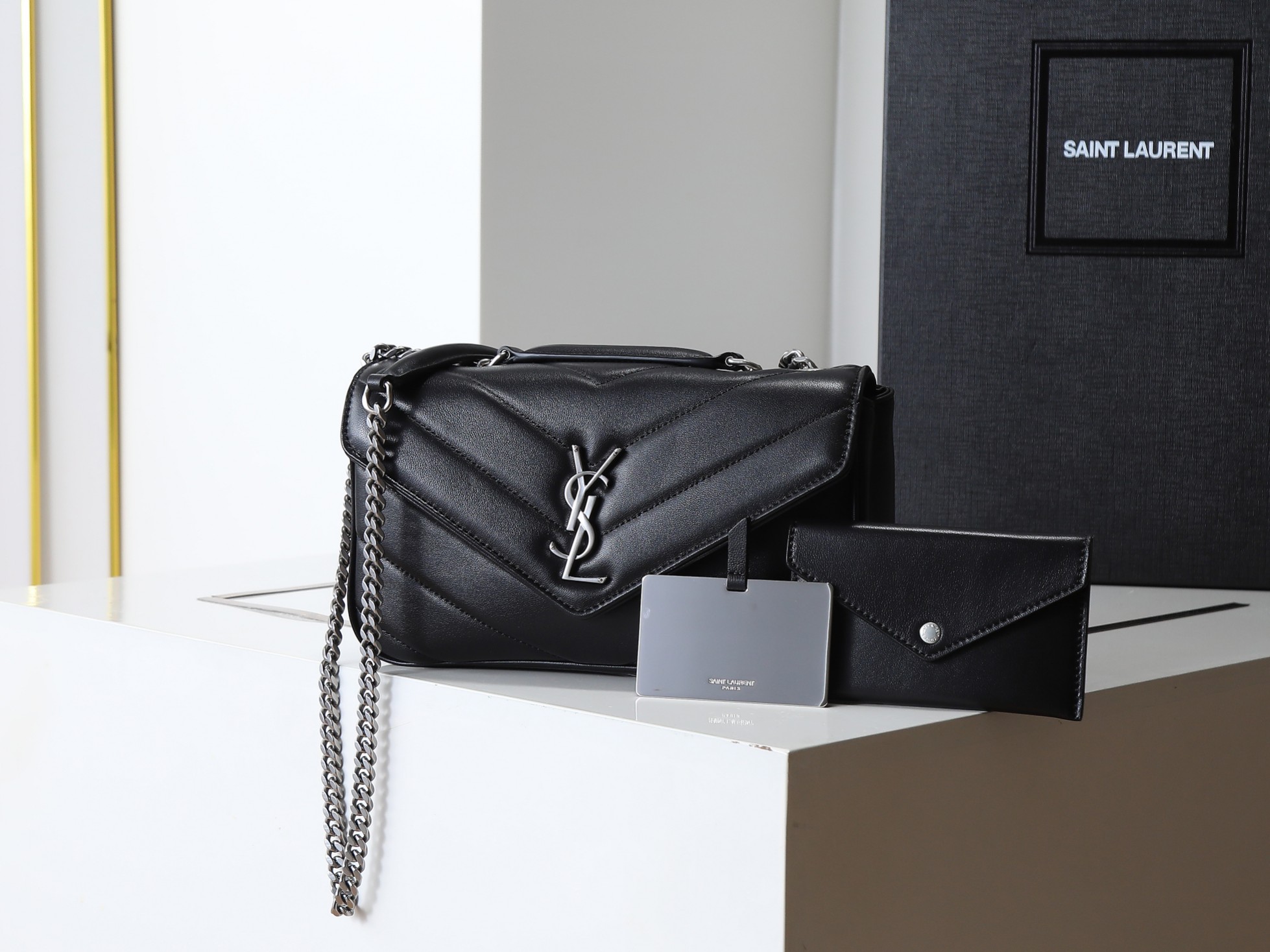 YSL  00279