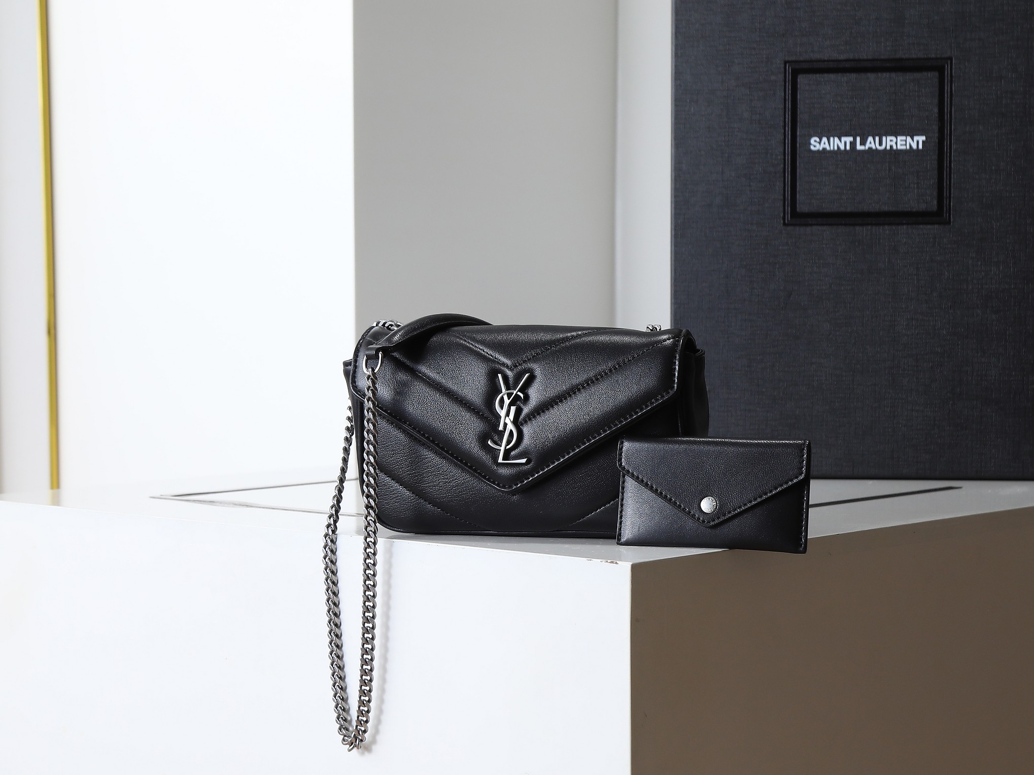 YSL  00298