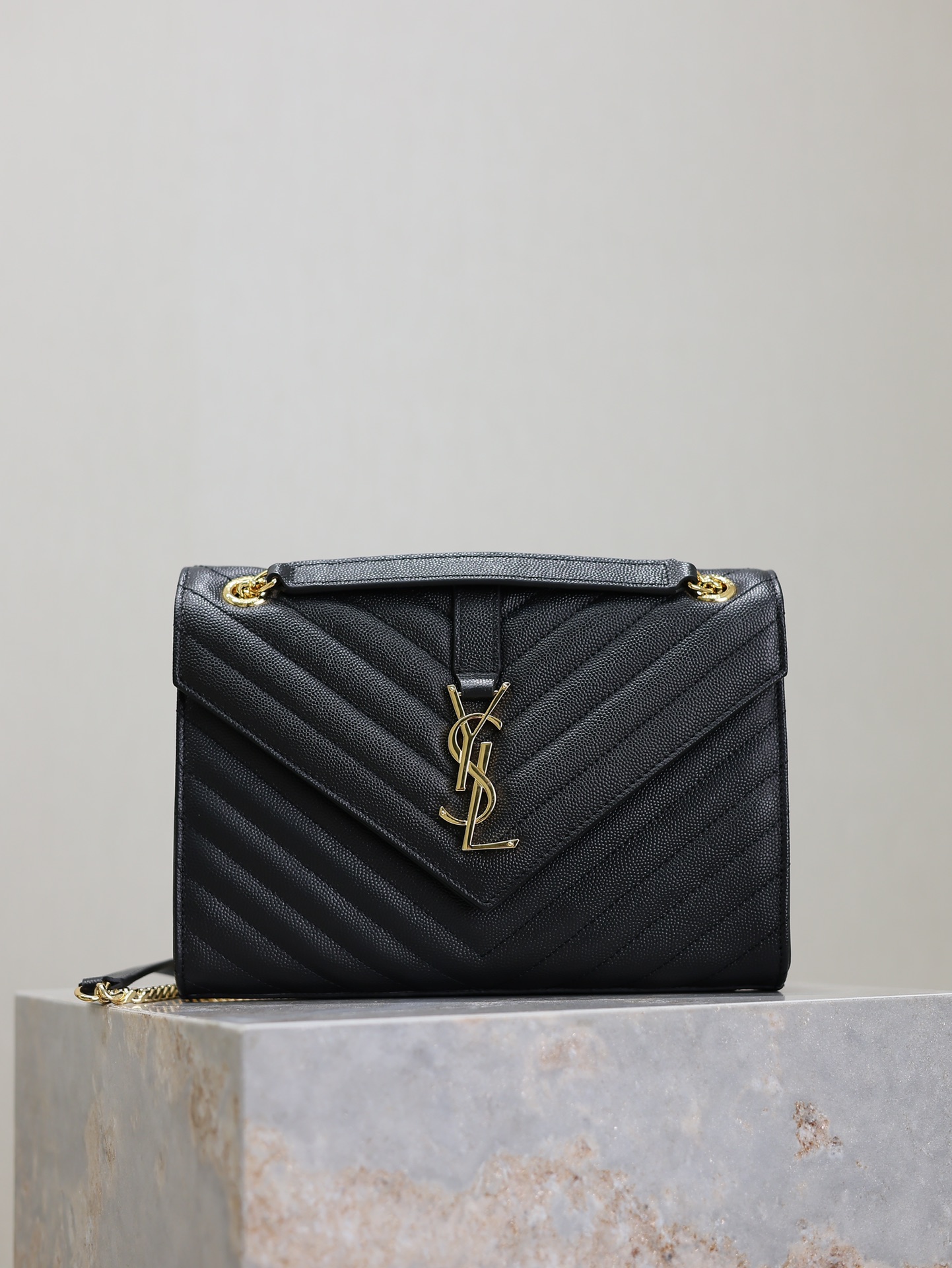 YSL  00319