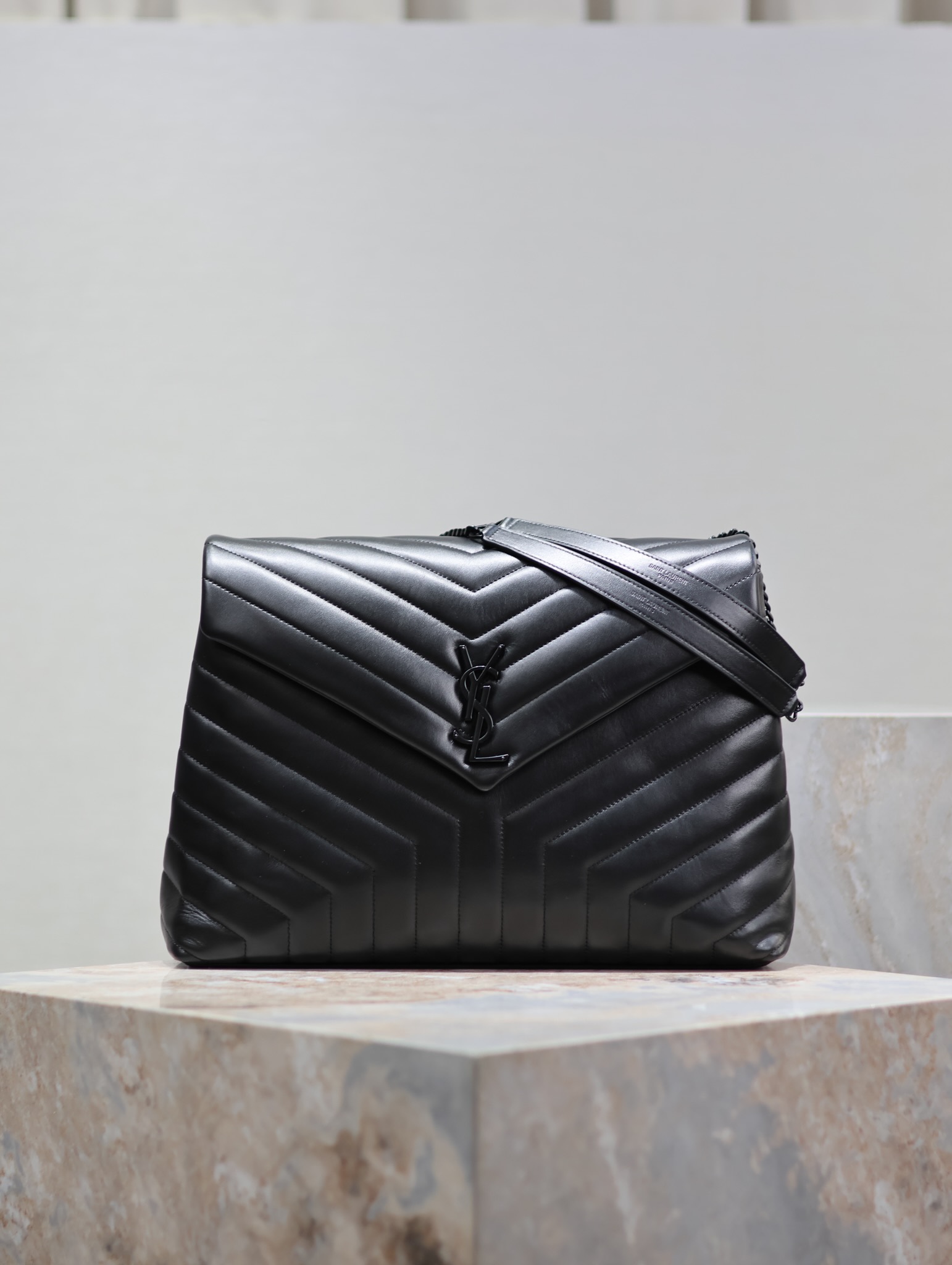 YSL  00349