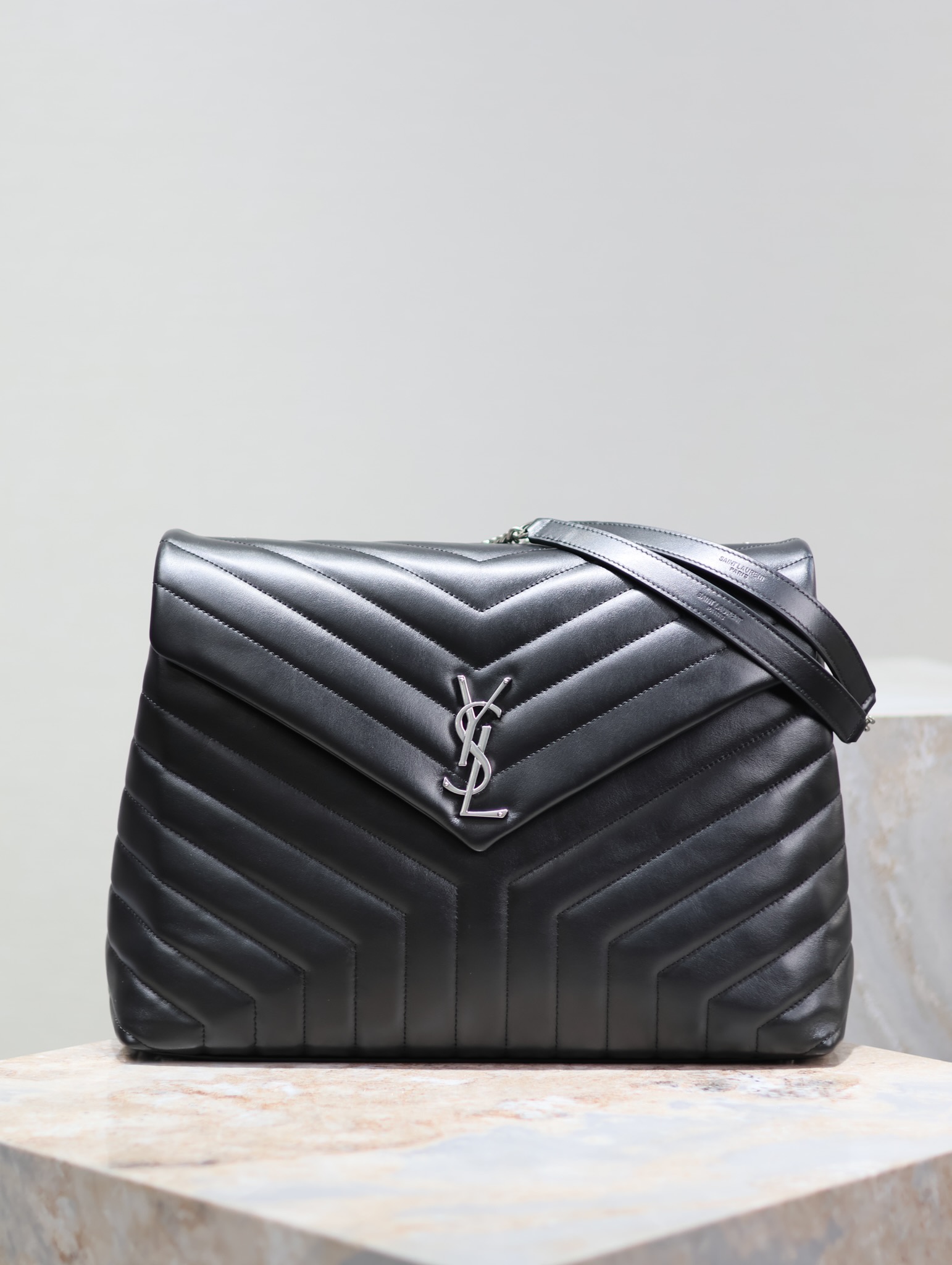 YSL  00359