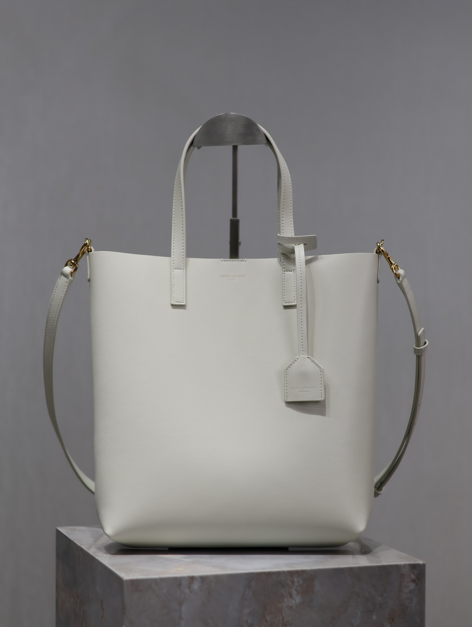 YSL  00379