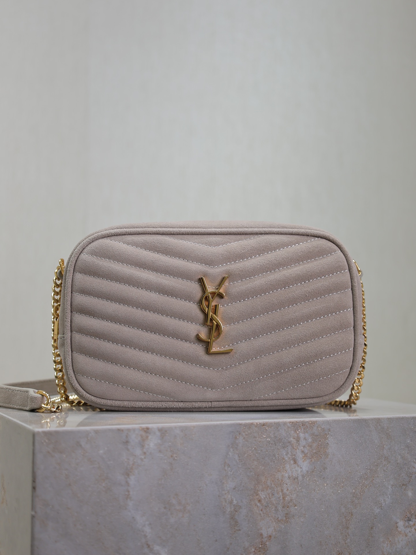 YSL  00529