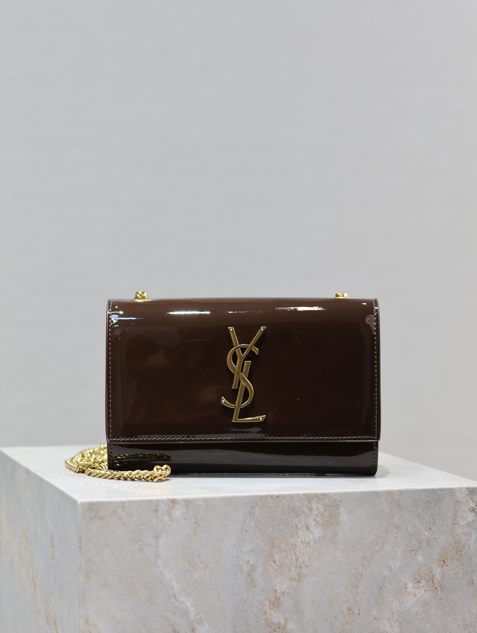 YSL  00529