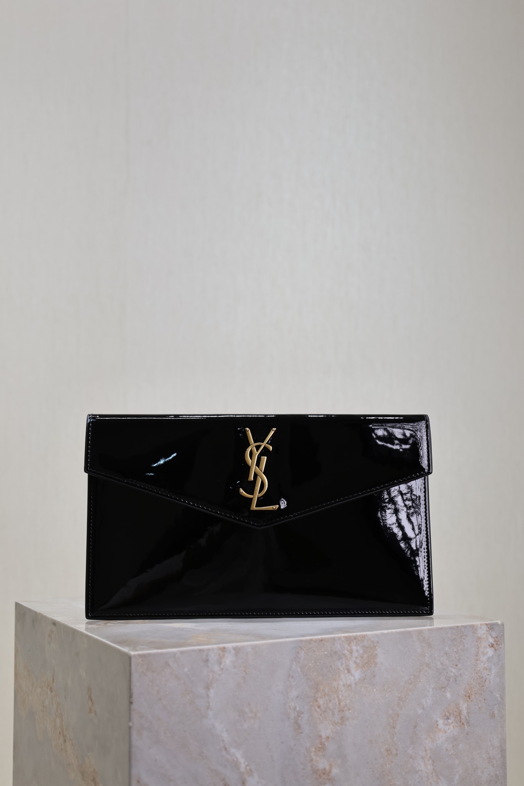 YSL  00539