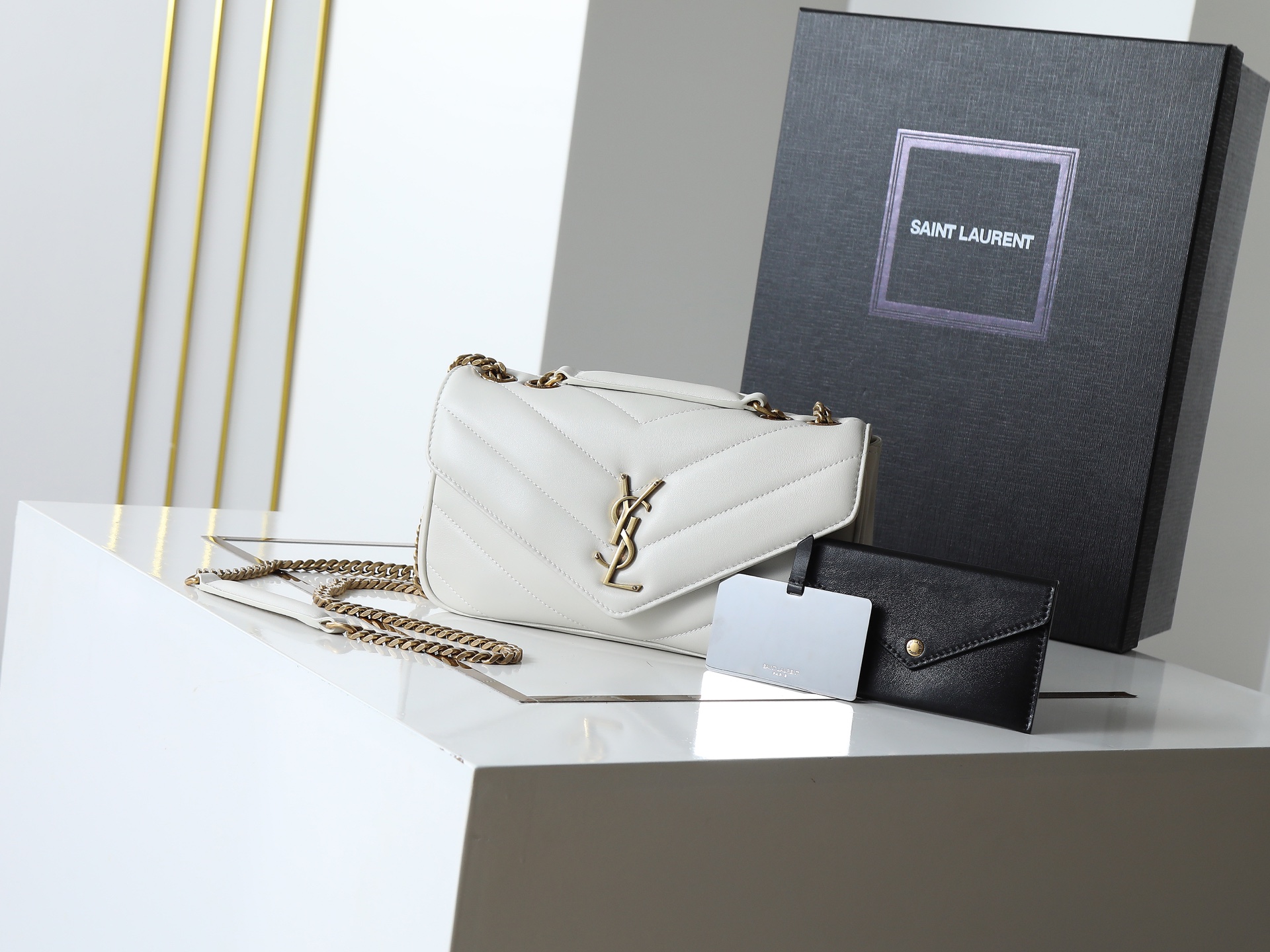 YSL  00549