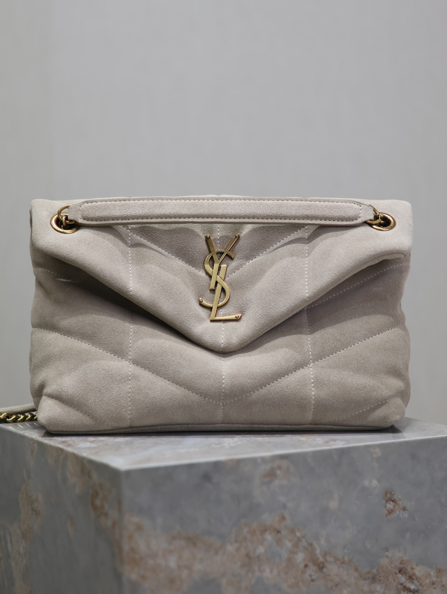 YSL  00559