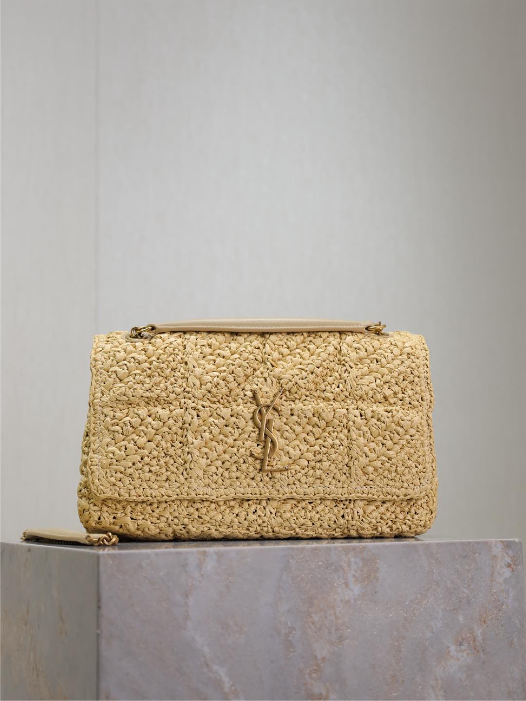 YSL  00559