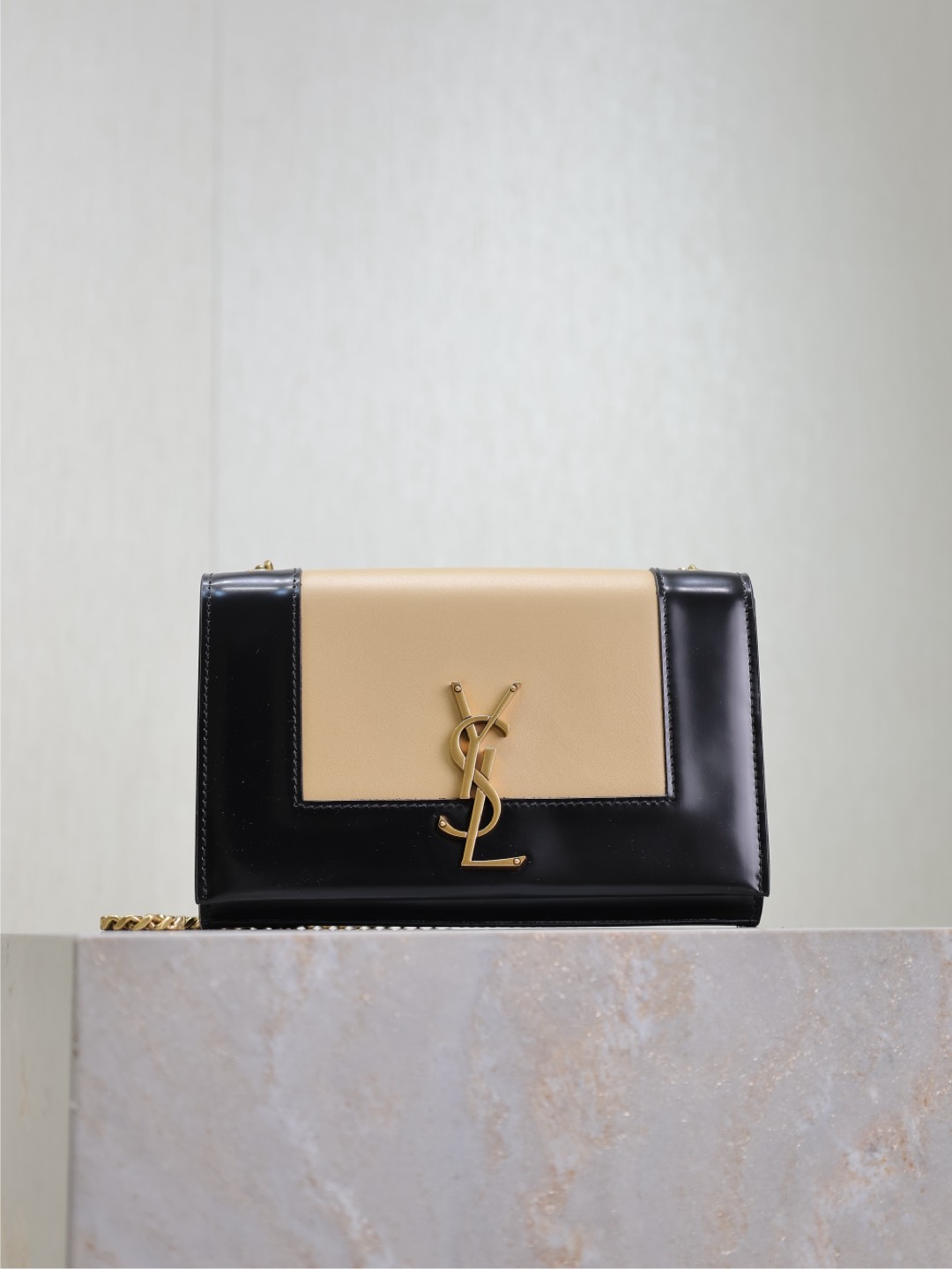 YSL  00599