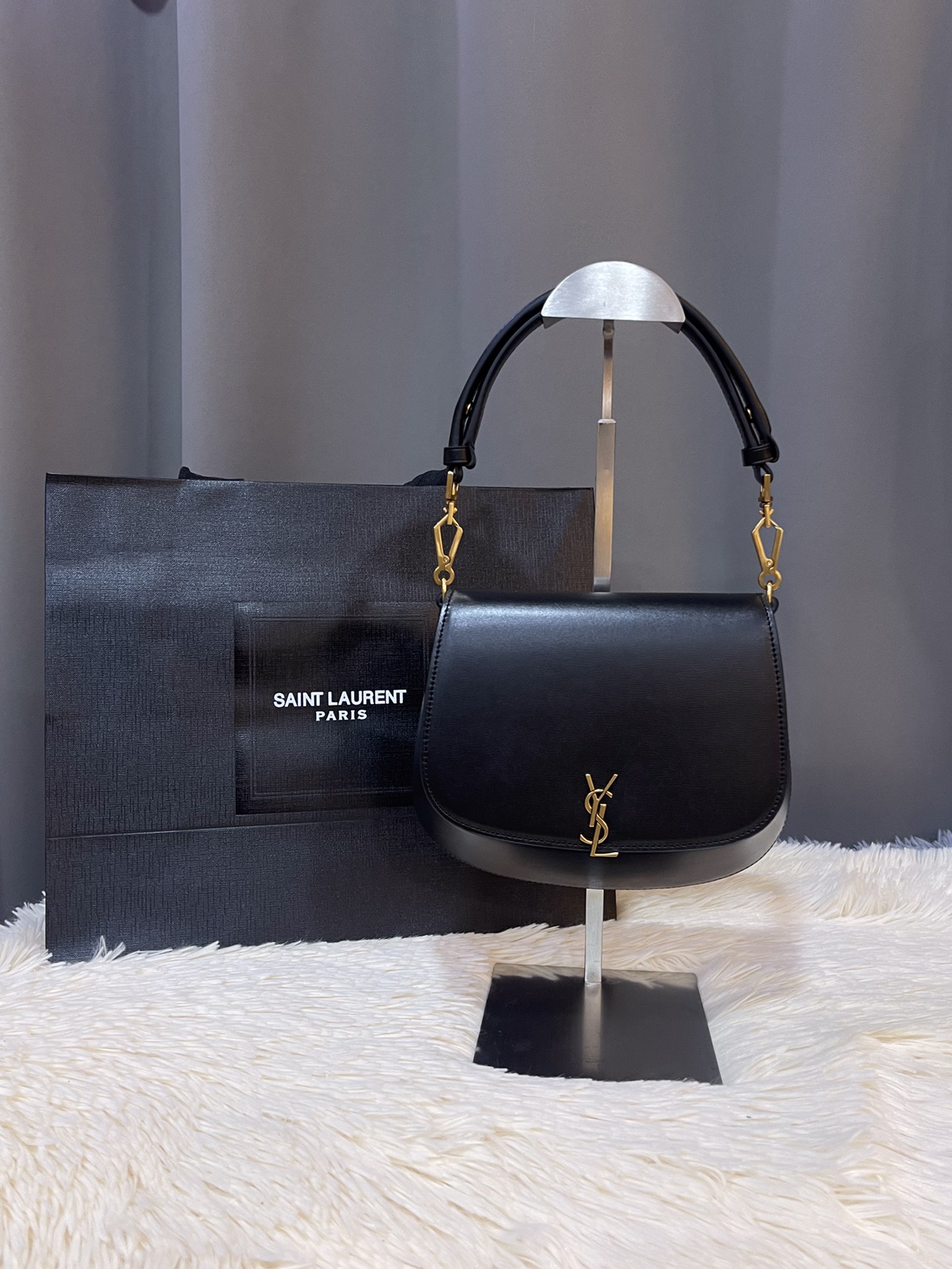 YSL  00759