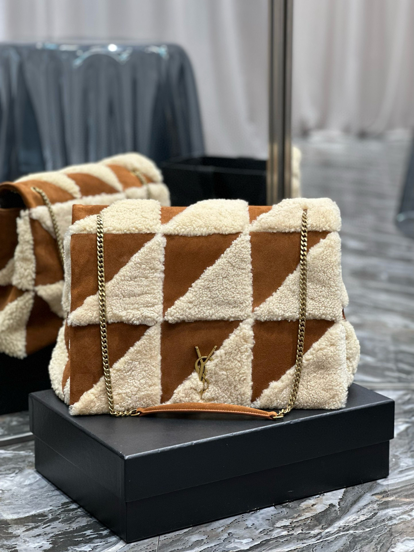 YSL 00899