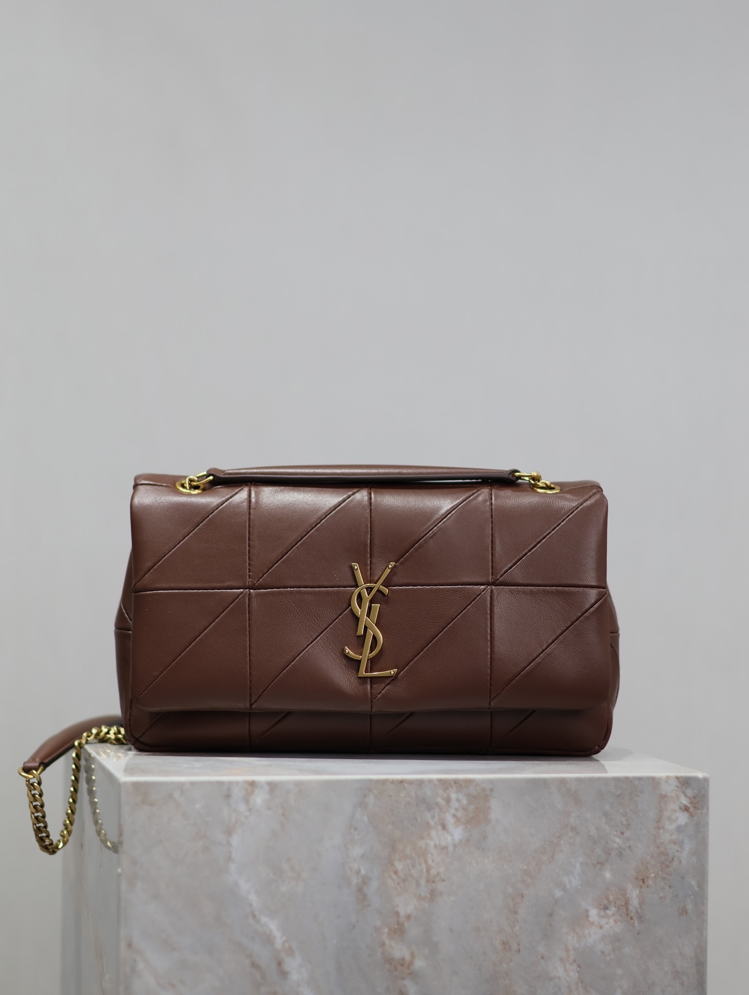 YSL 00979