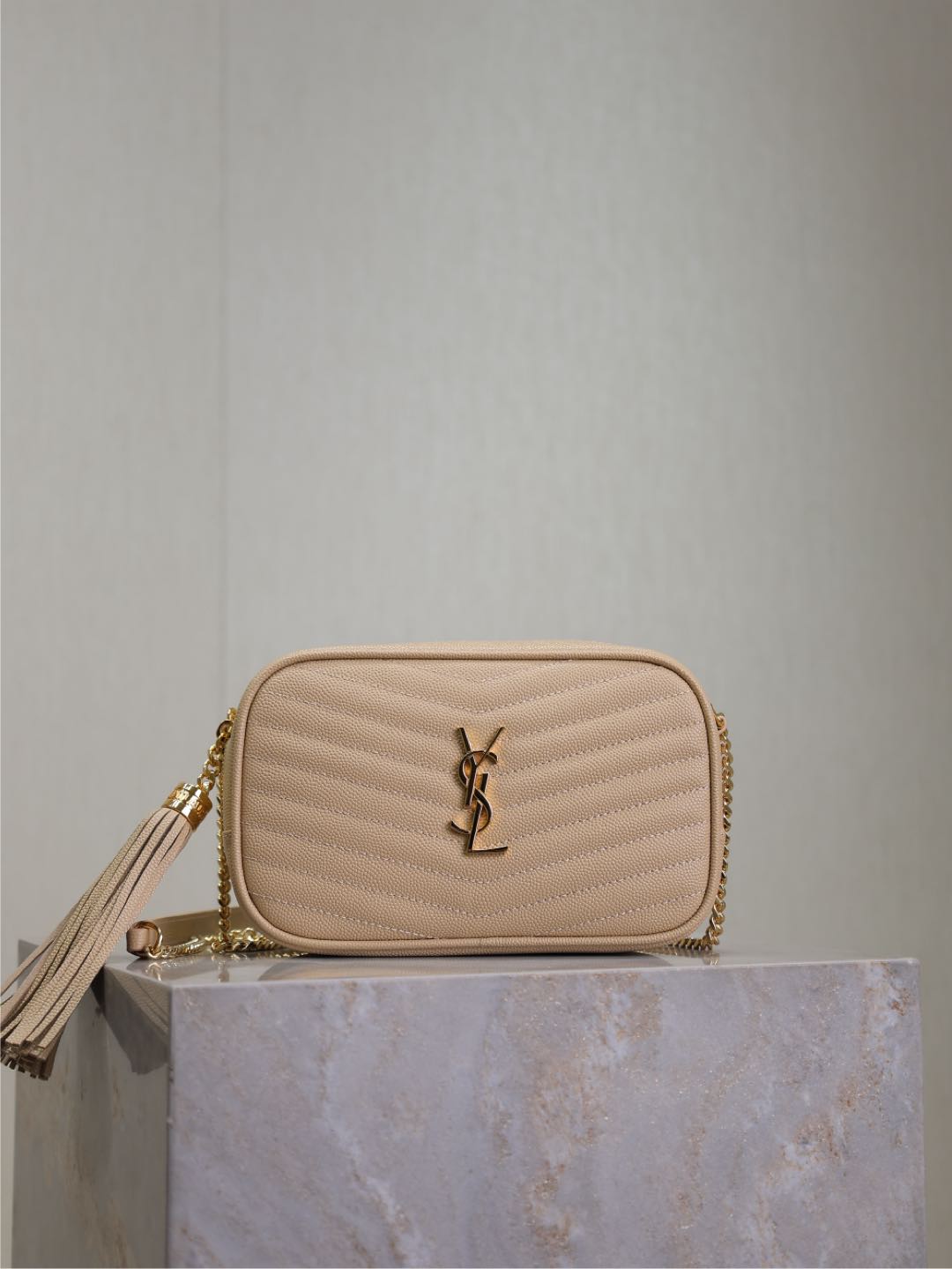 YSL 01119