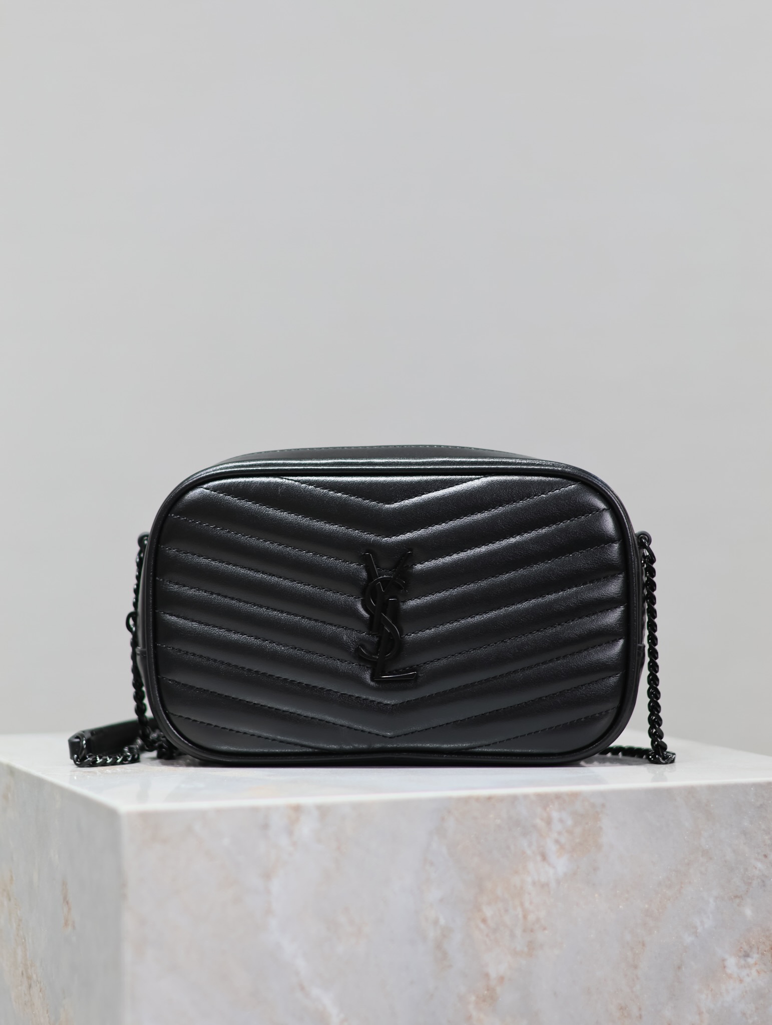 YSL 01179