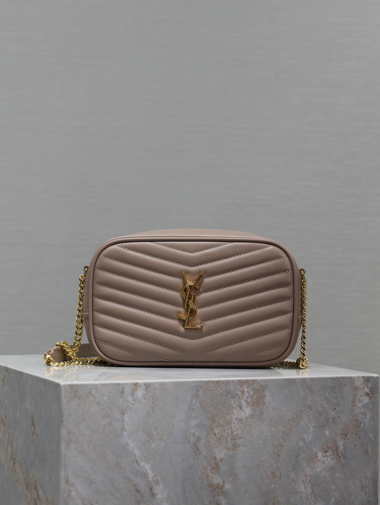 YSL 01199