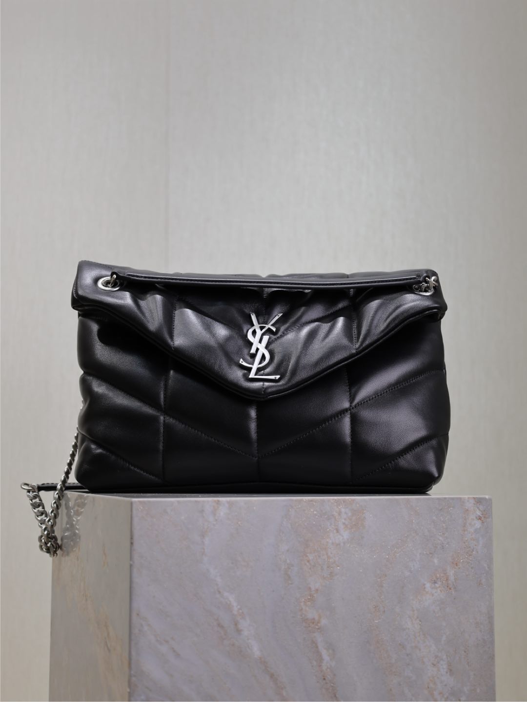 YSL 01239
