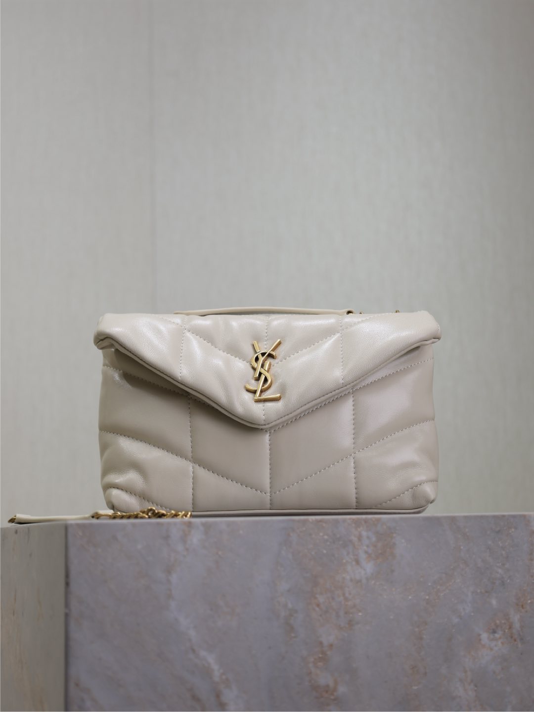 YSL 01369
