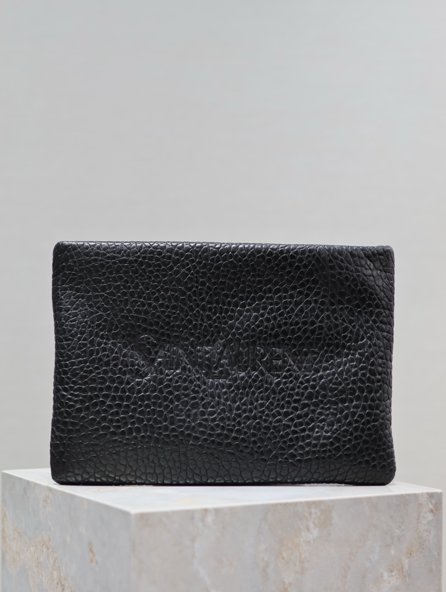 YSL 01678