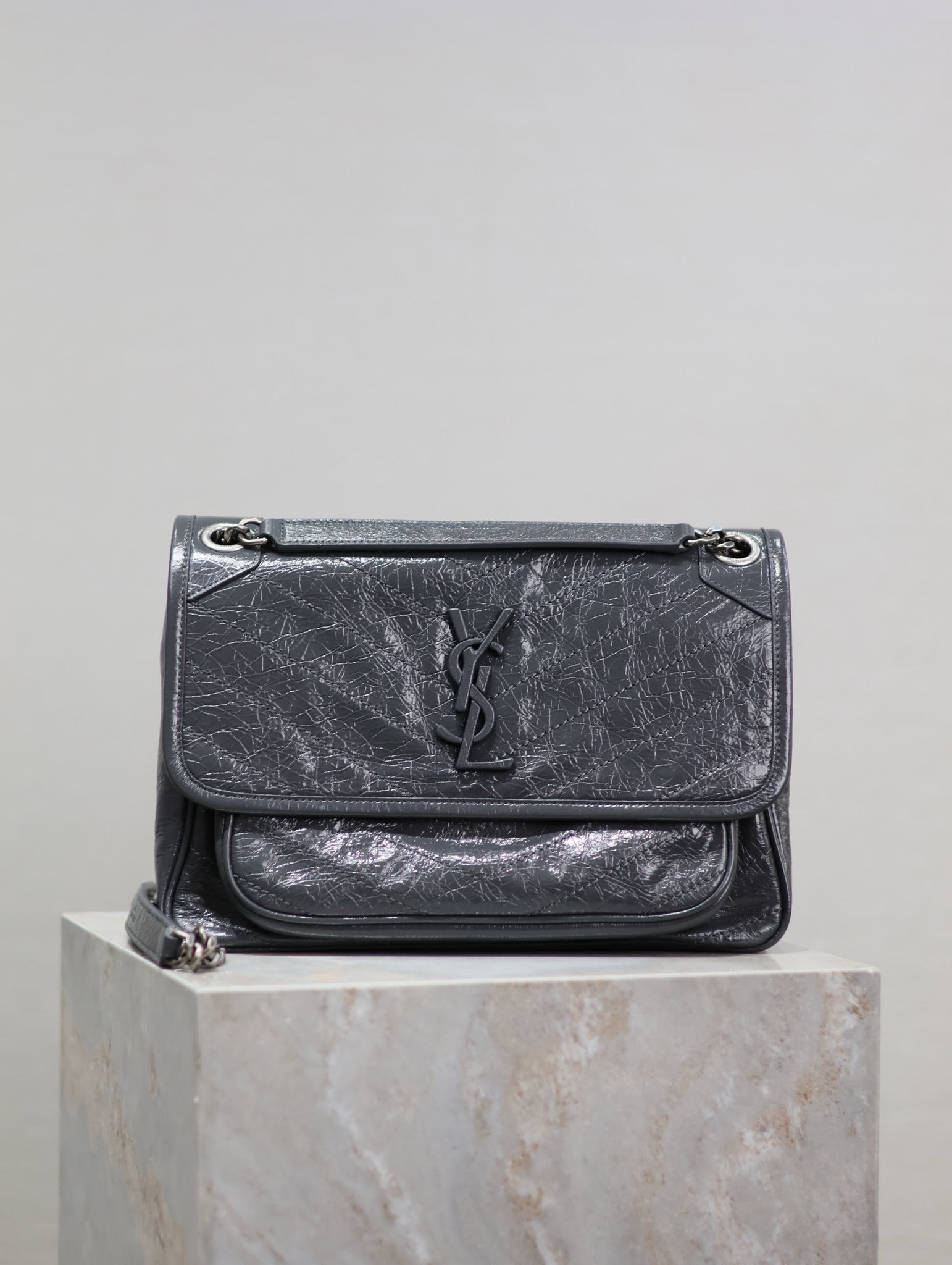 YSL 01839