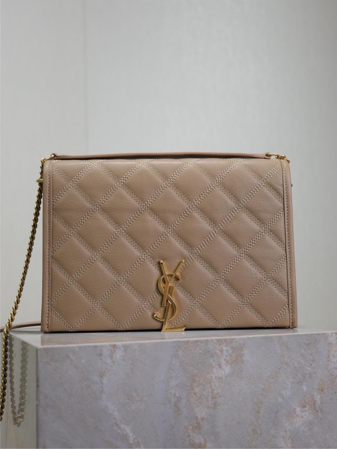 YSL 01909
