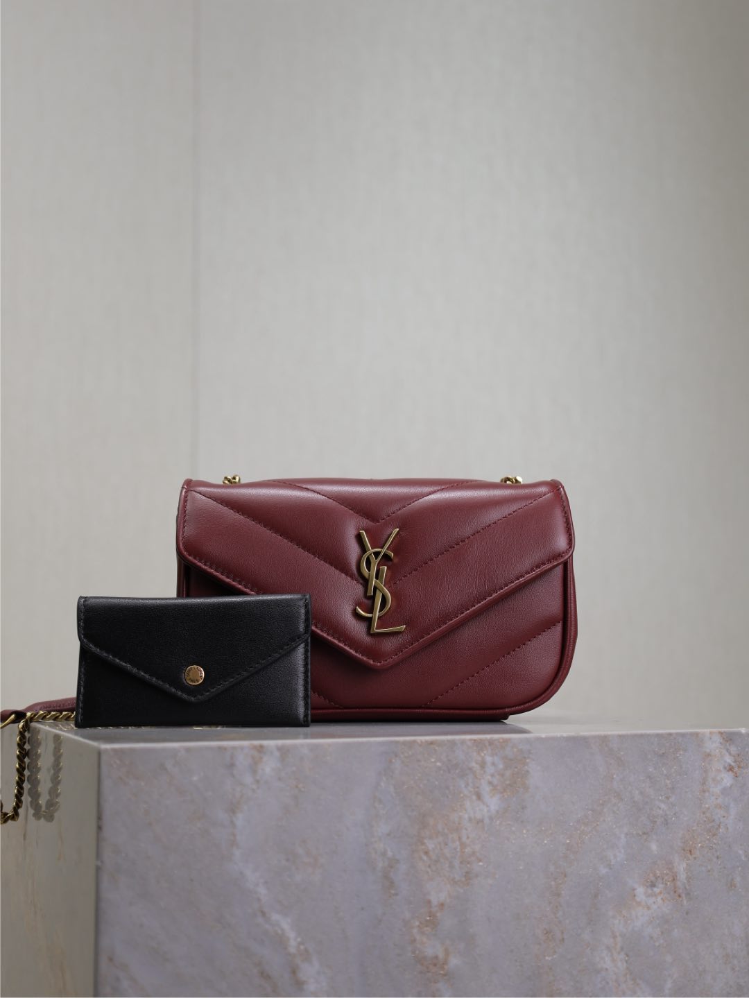 YSL 02049