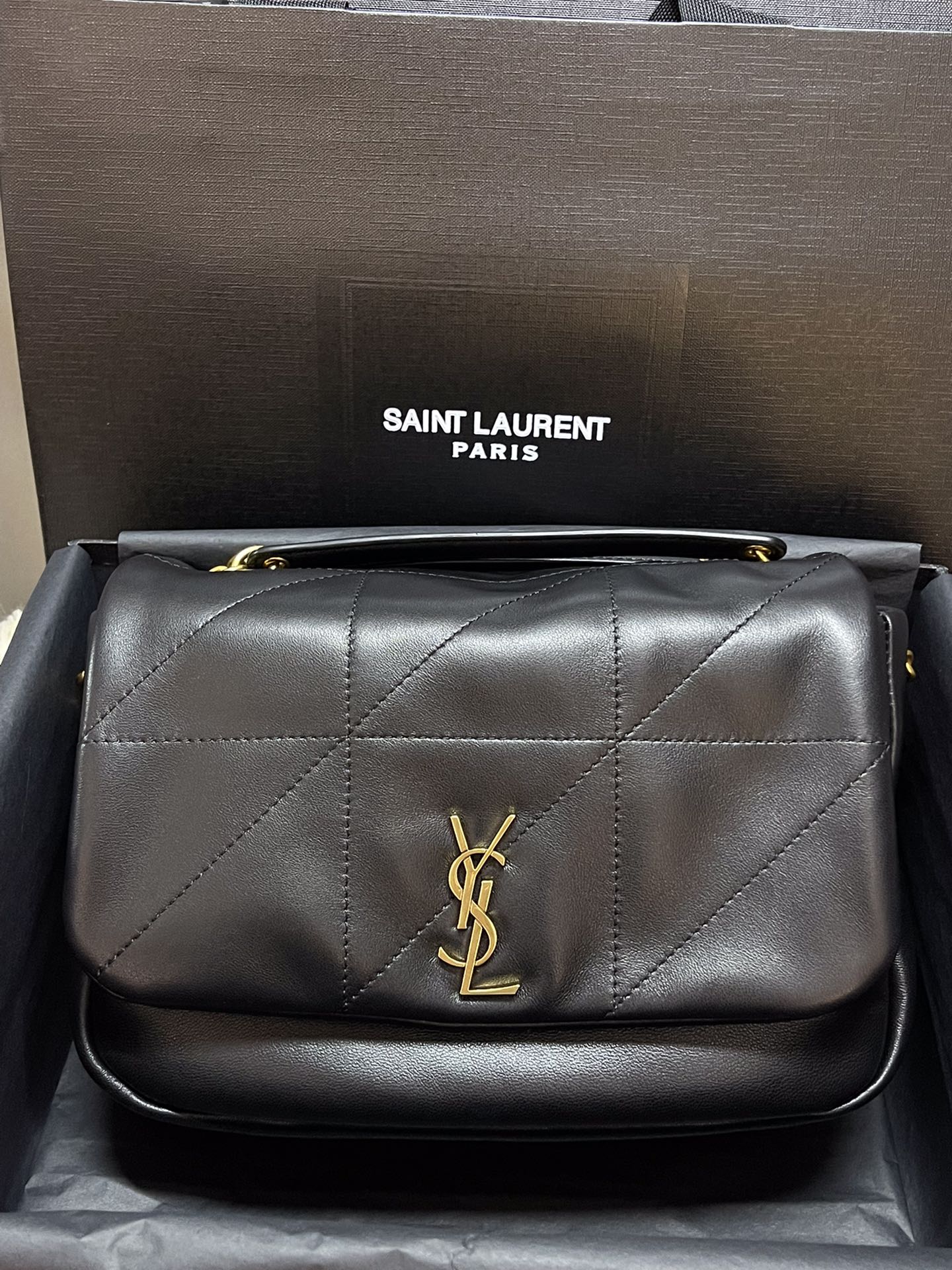 YSL  02079