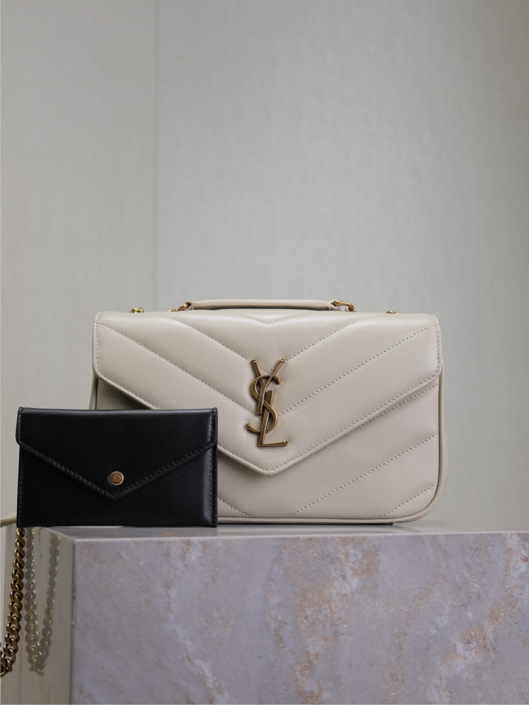 YSL 02109