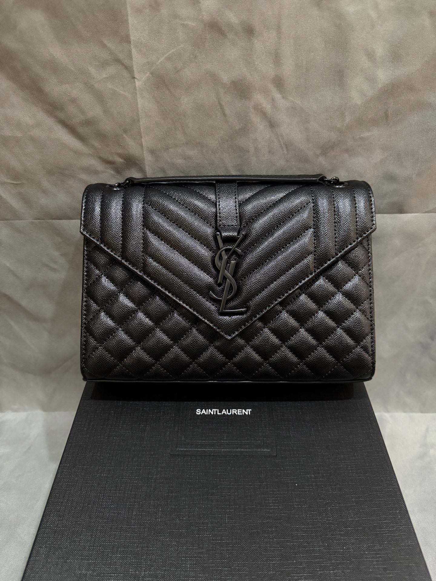YSL  02139