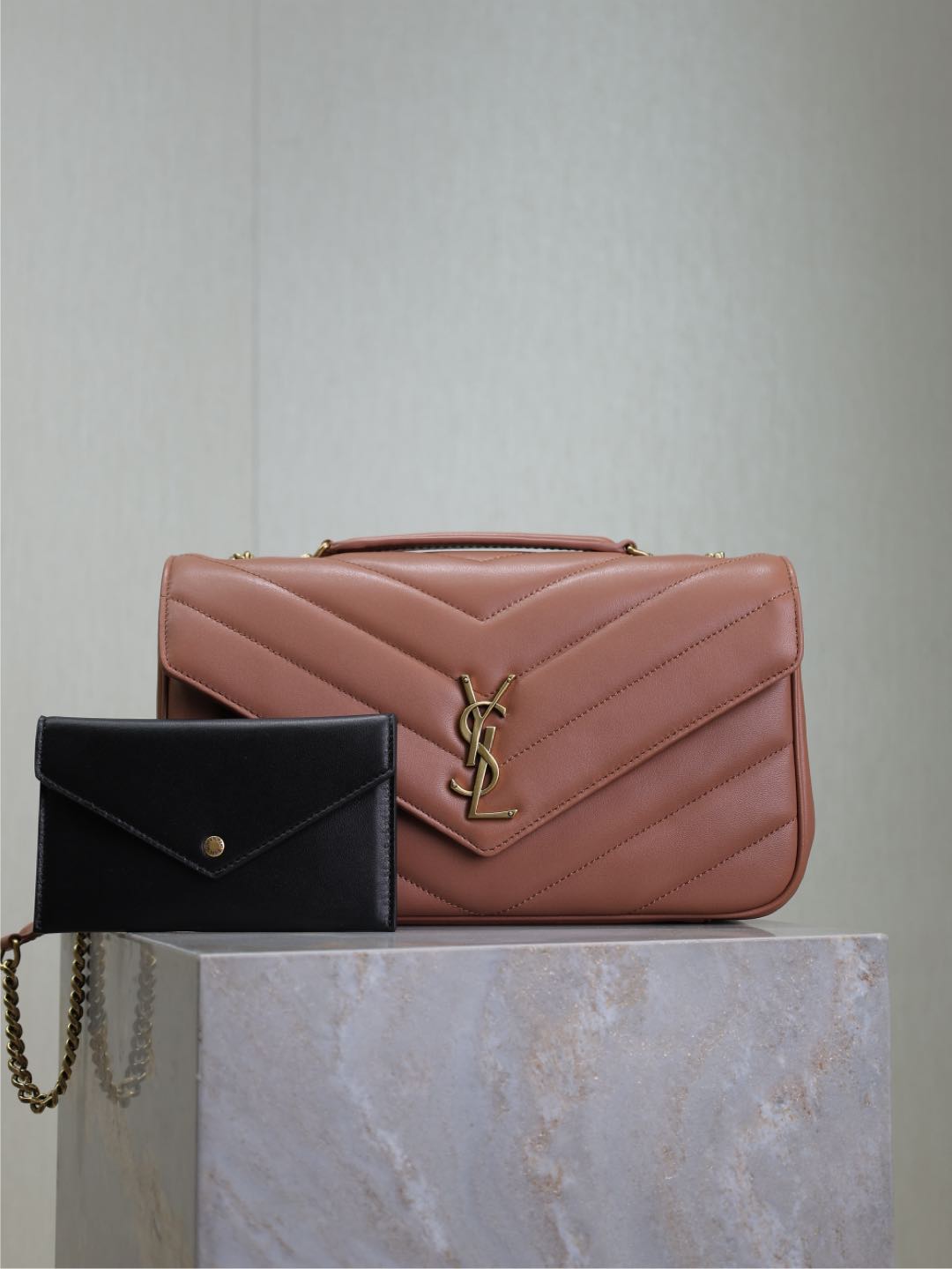 YSL 02139