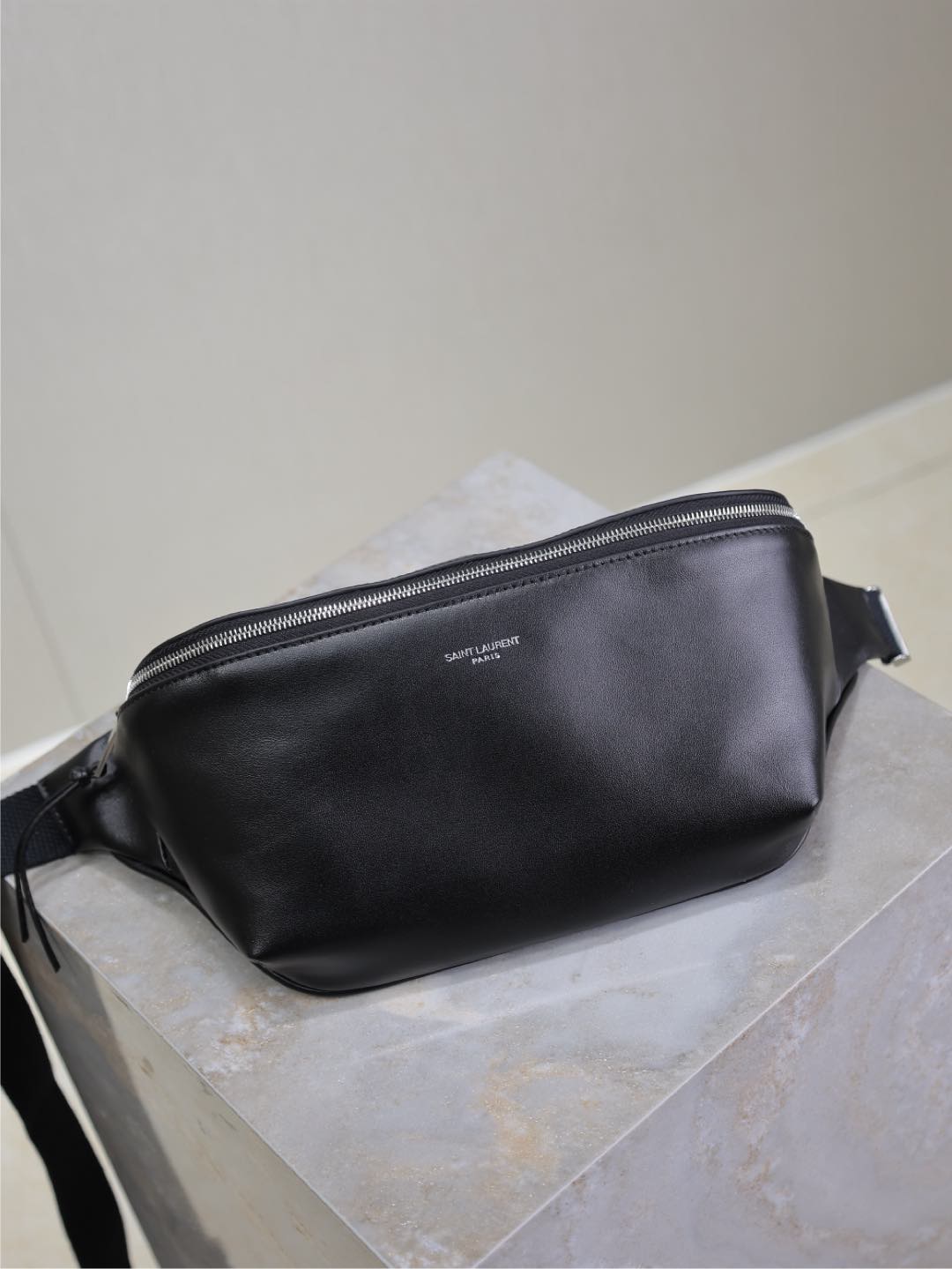 YSL 02259