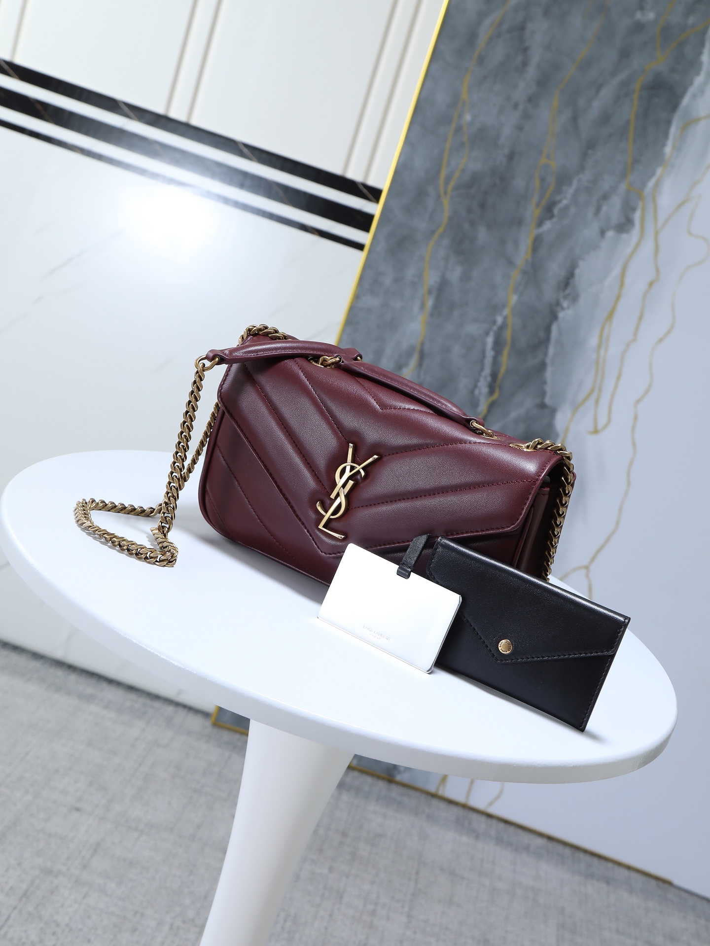 YSL  02409