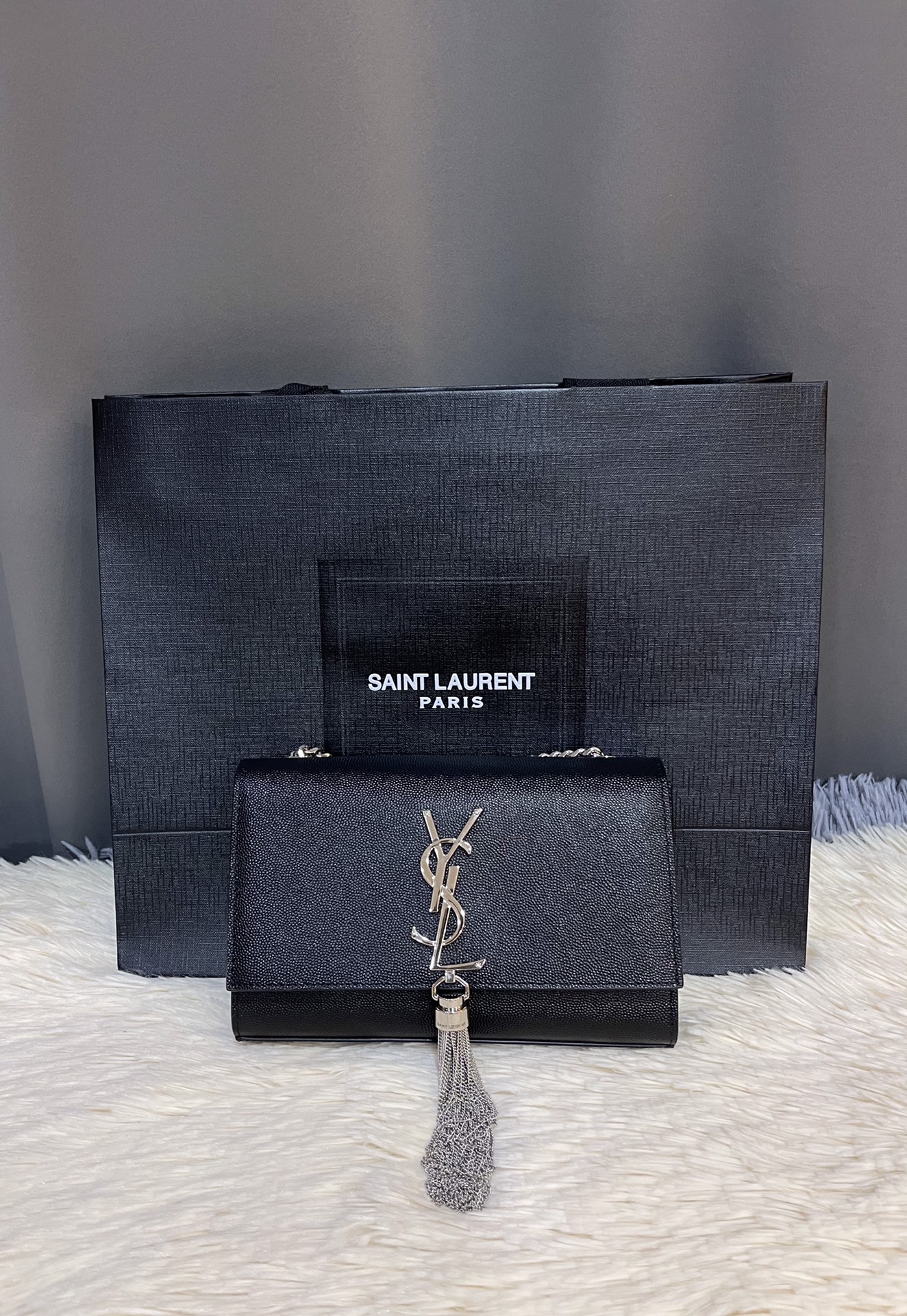 YSL  02429