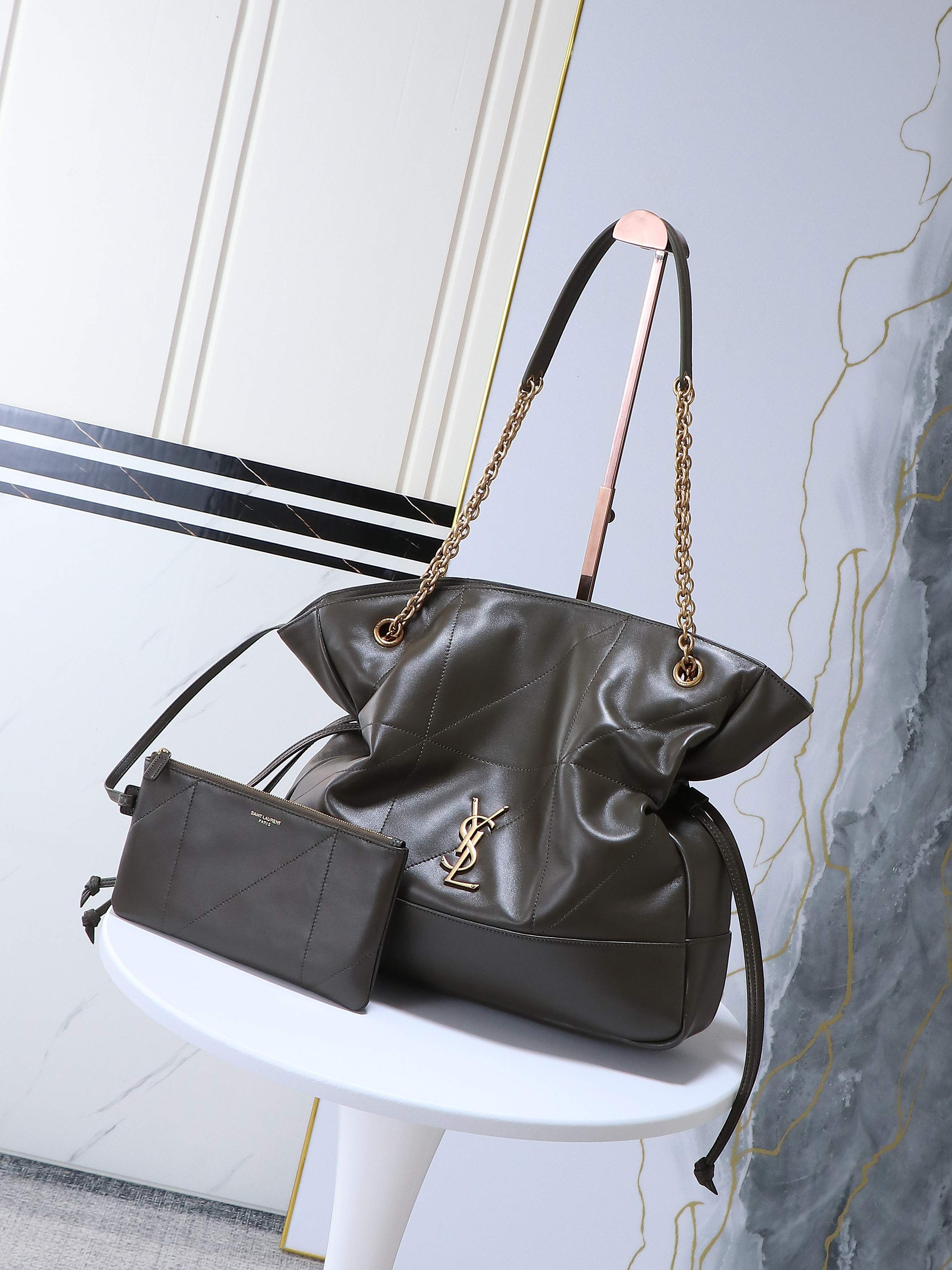 YSL  02559