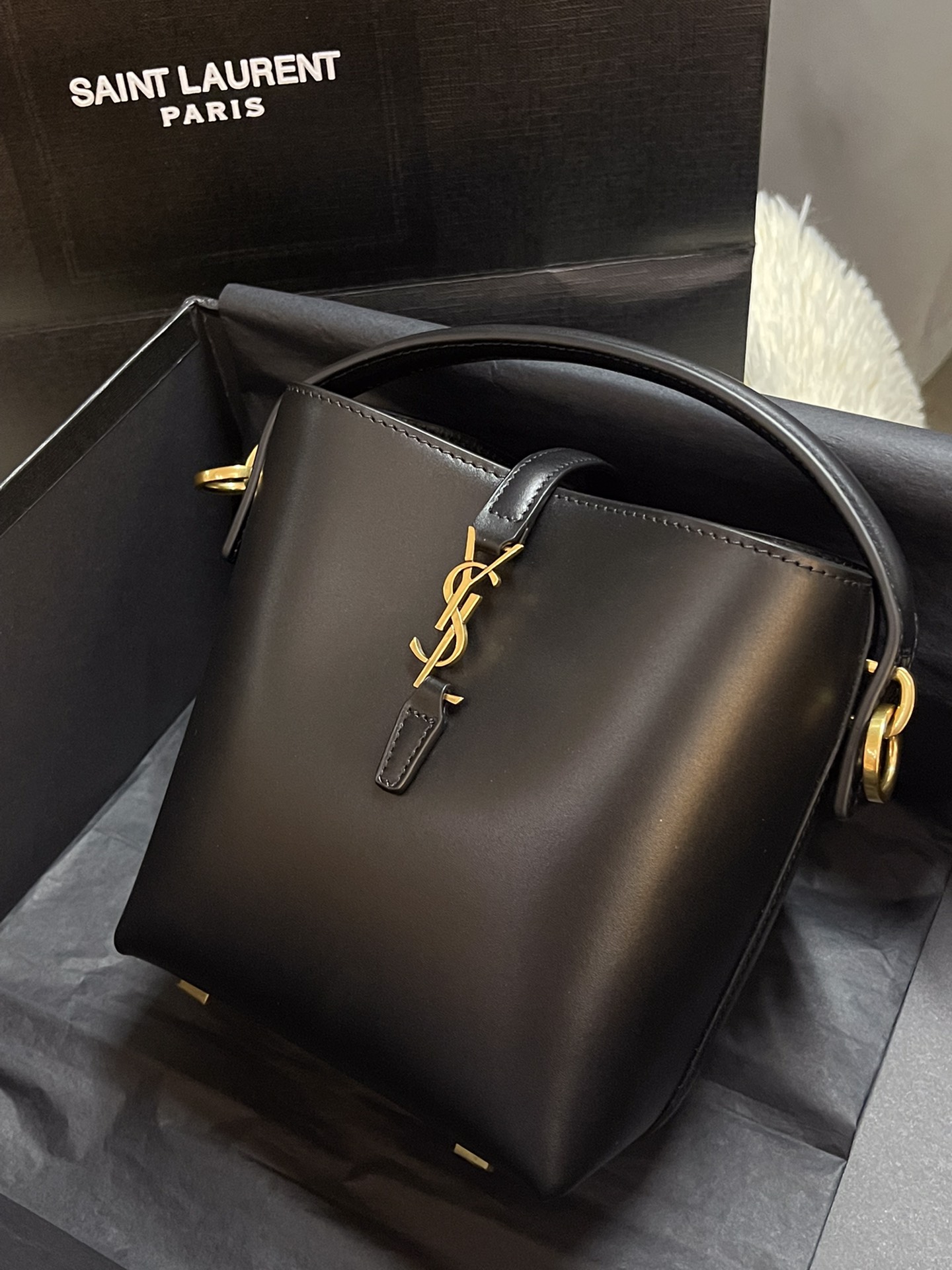YSL  02789