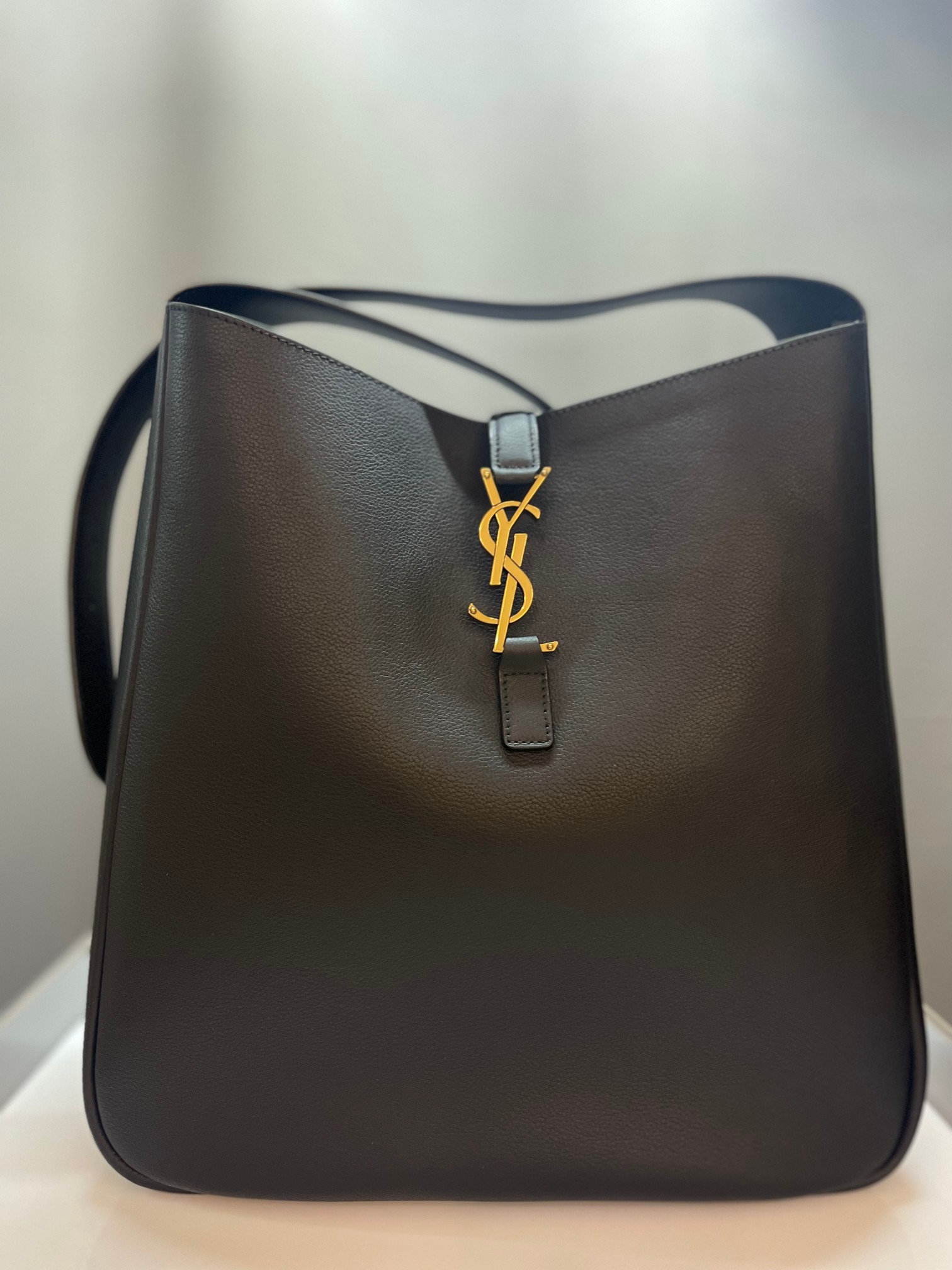 YSL  02849