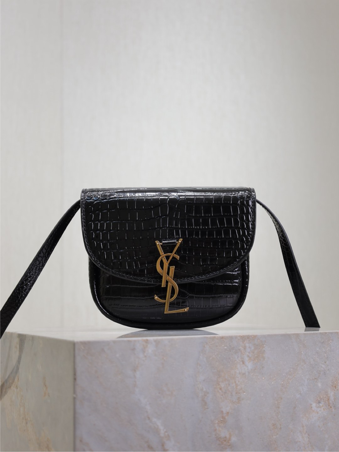 YSL 02849