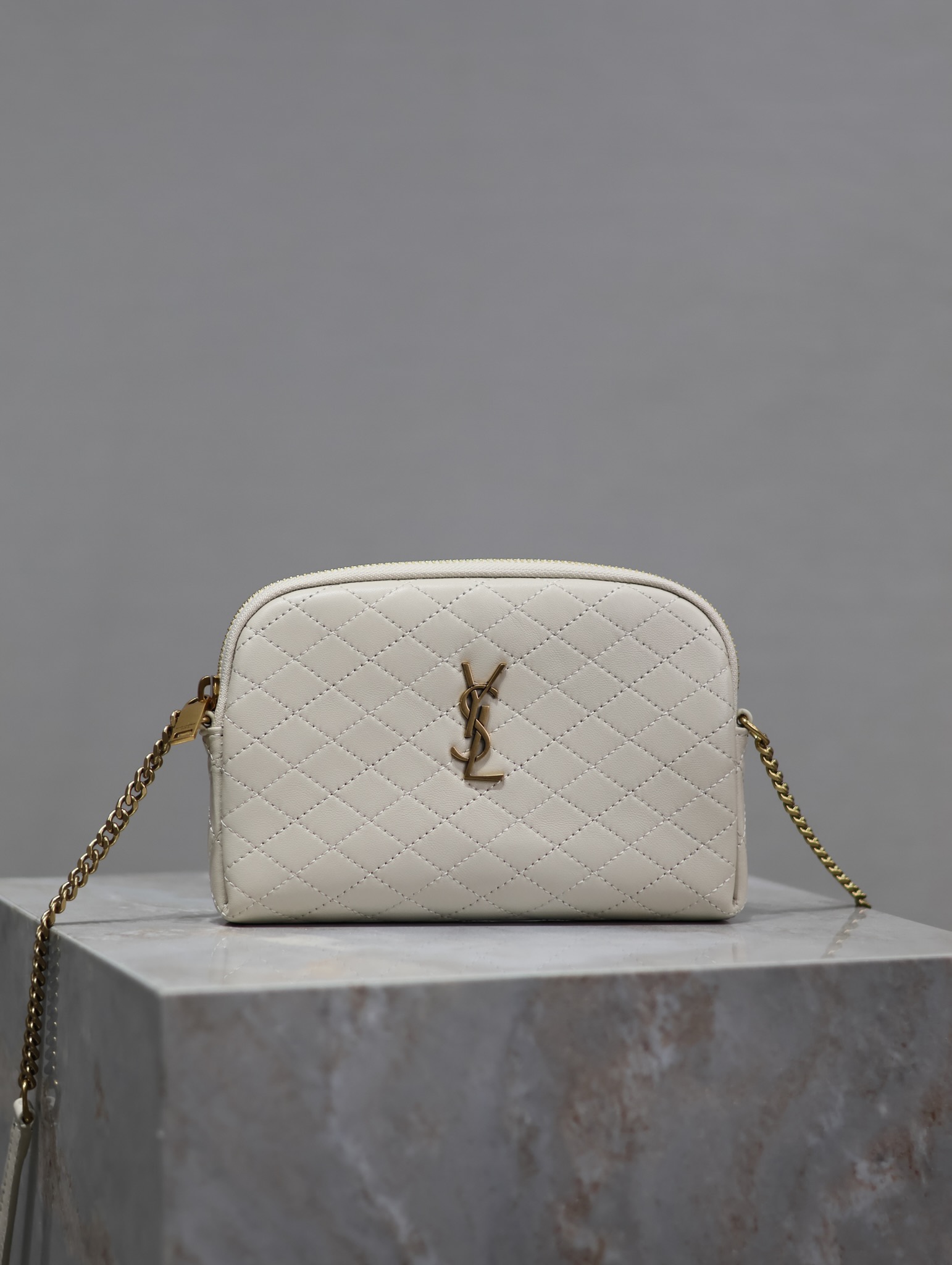 YSL 02919
