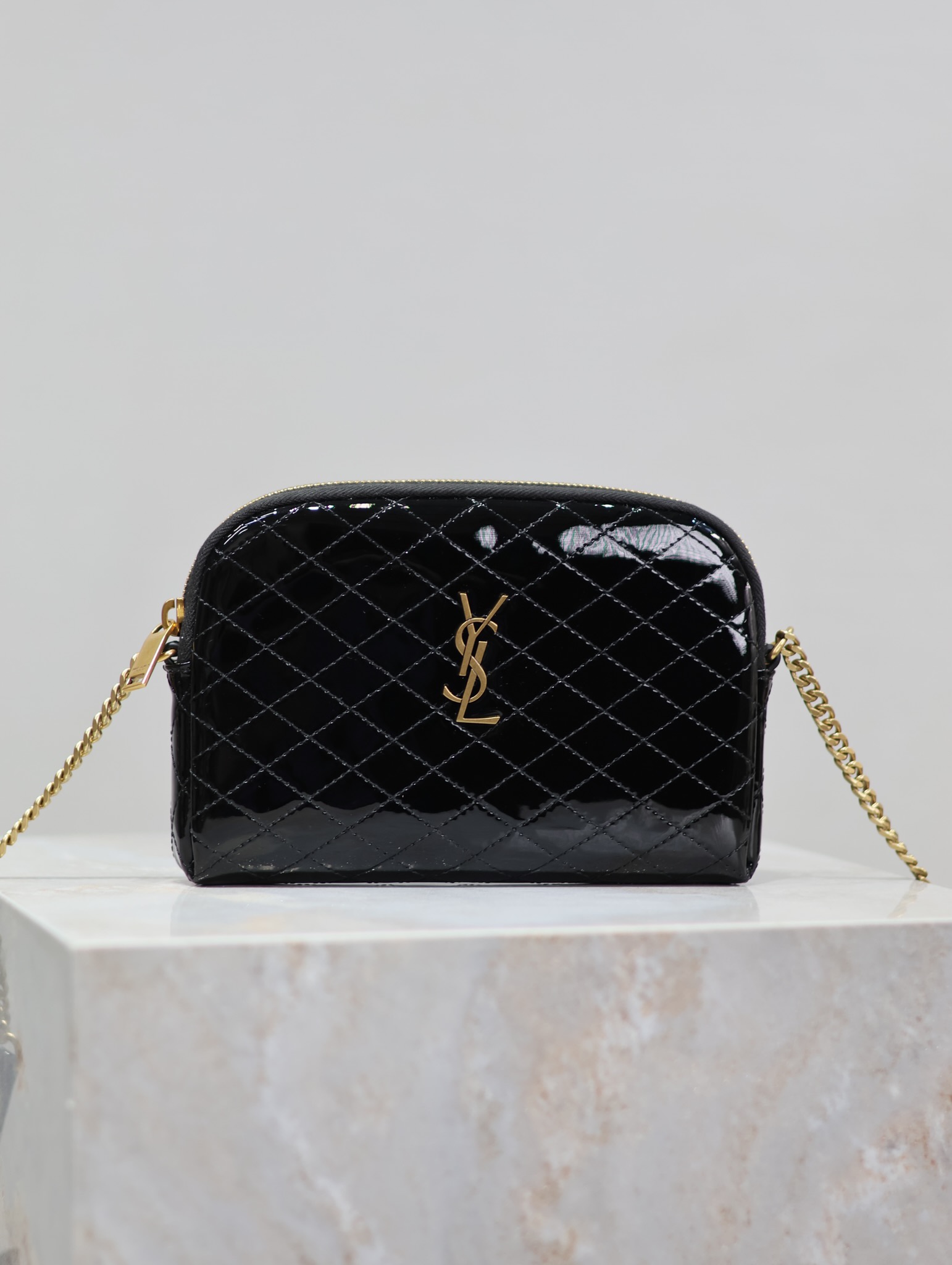 YSL 02929