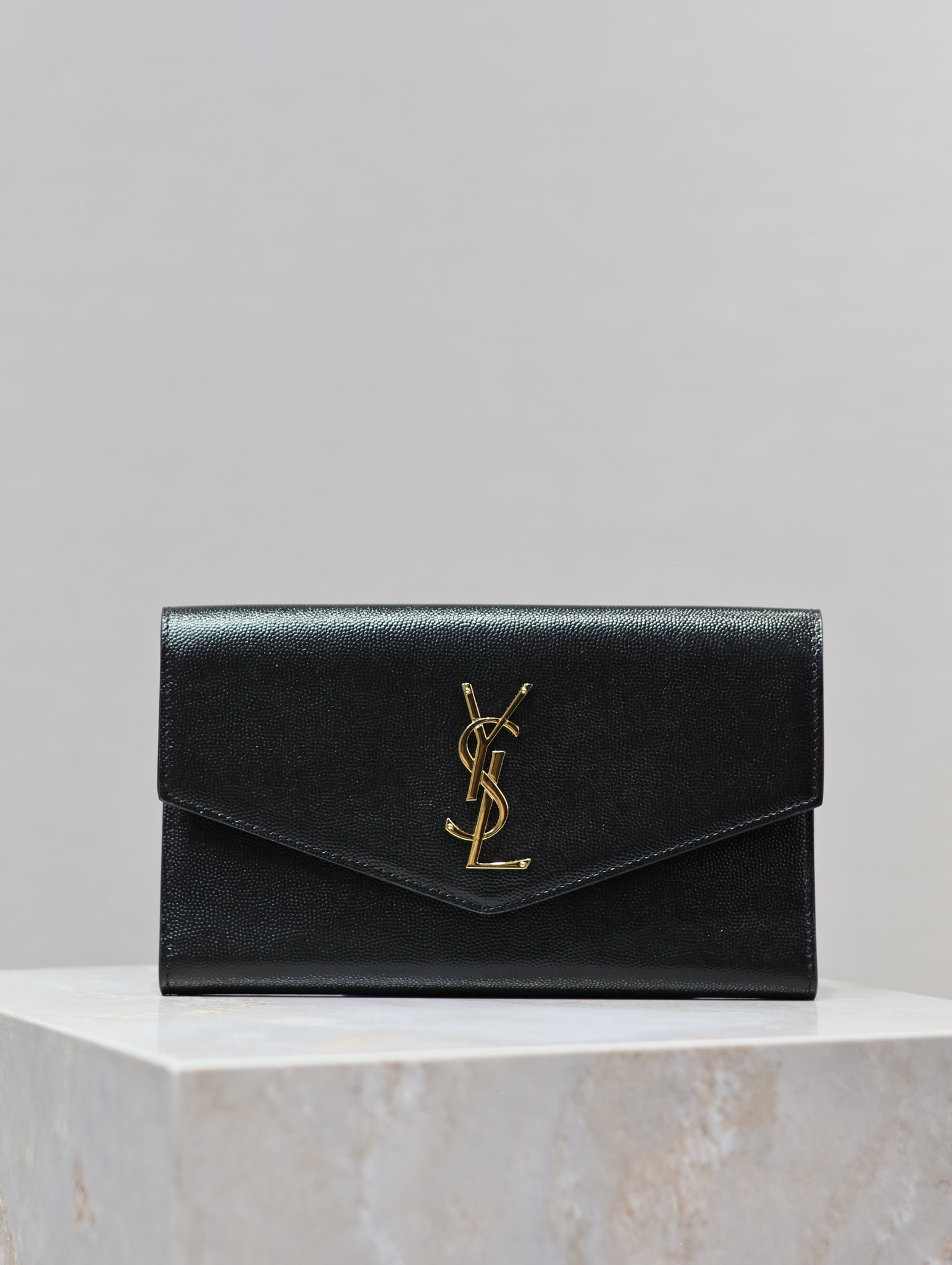YSL 02939