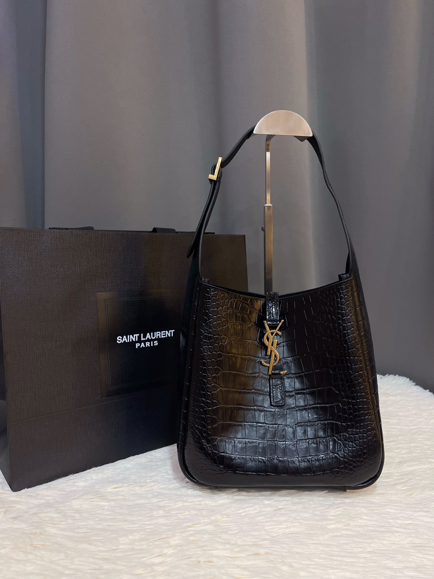 YSL  02959