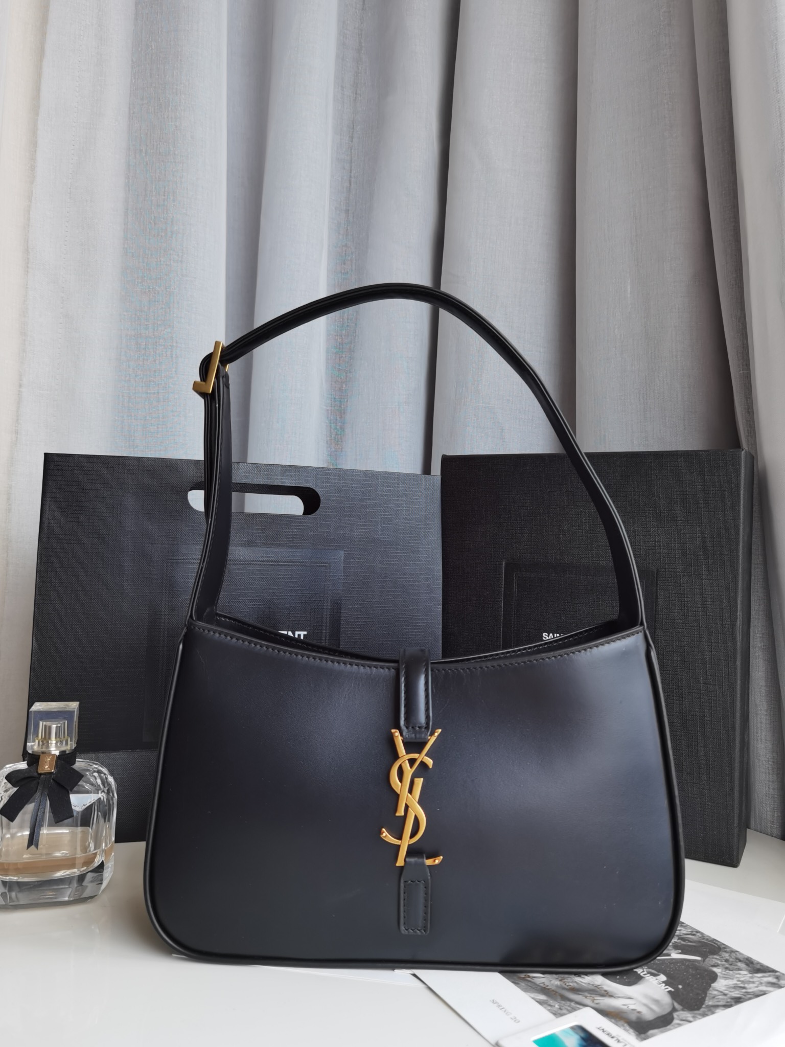 YSL  03048