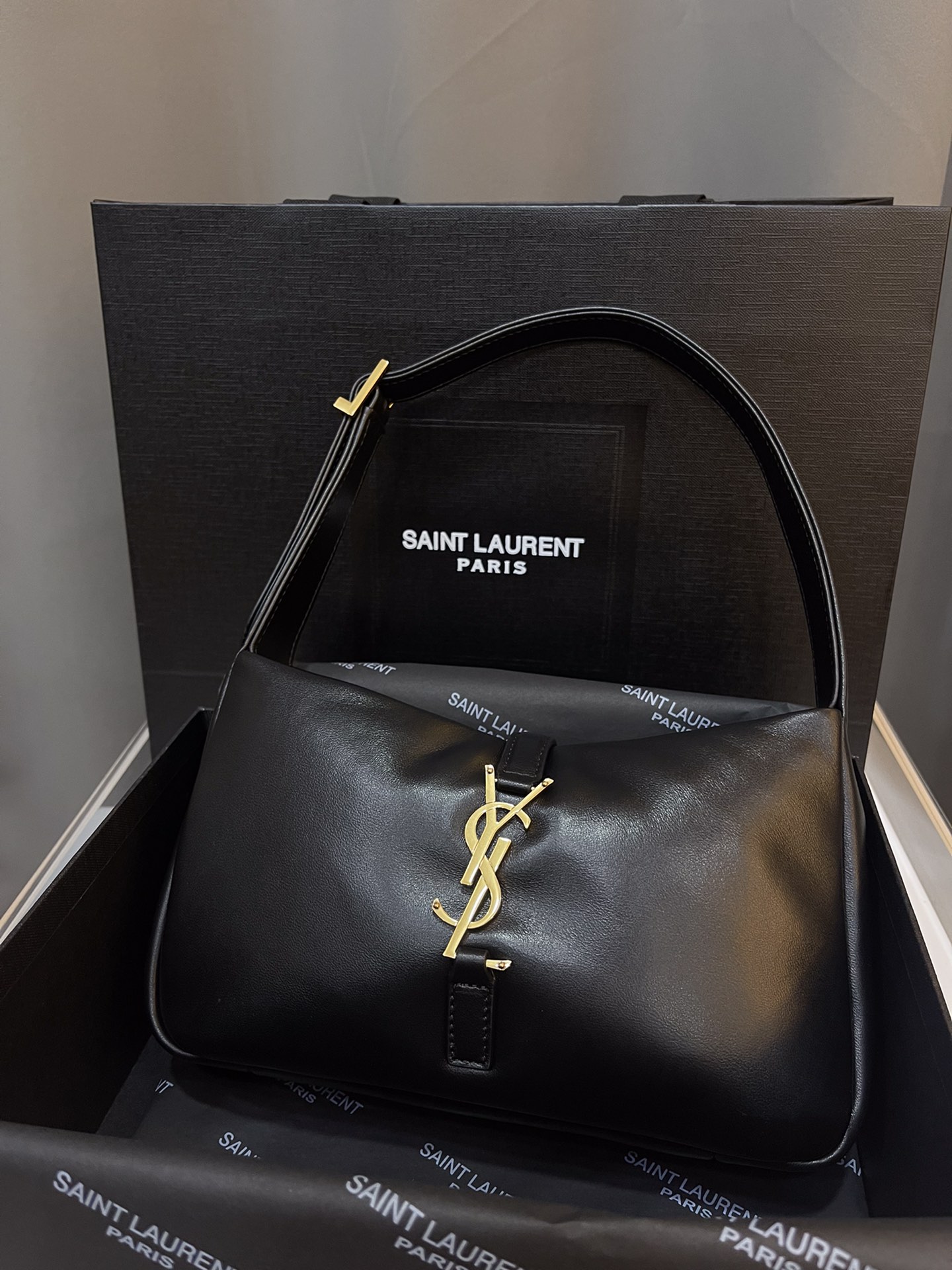YSL  03078