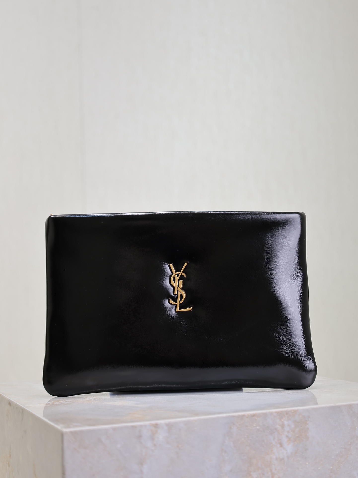 YSL 03139