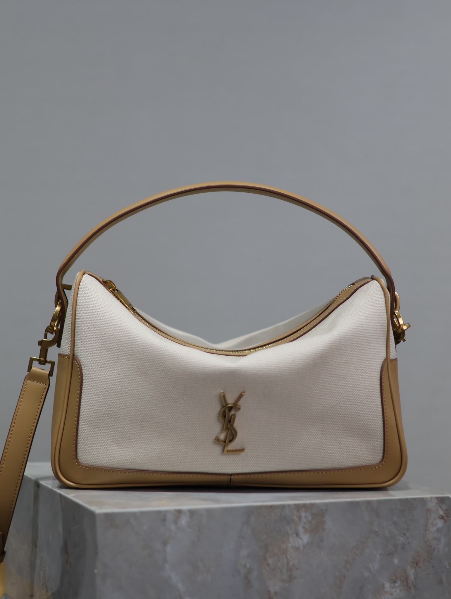 YSL 03199