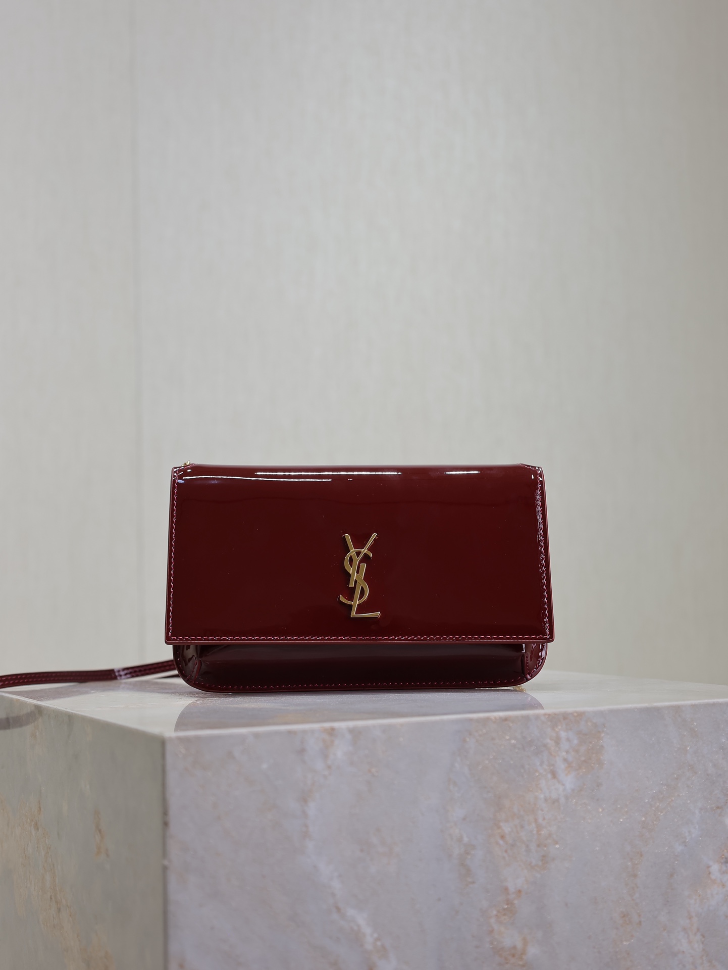 YSL 03229