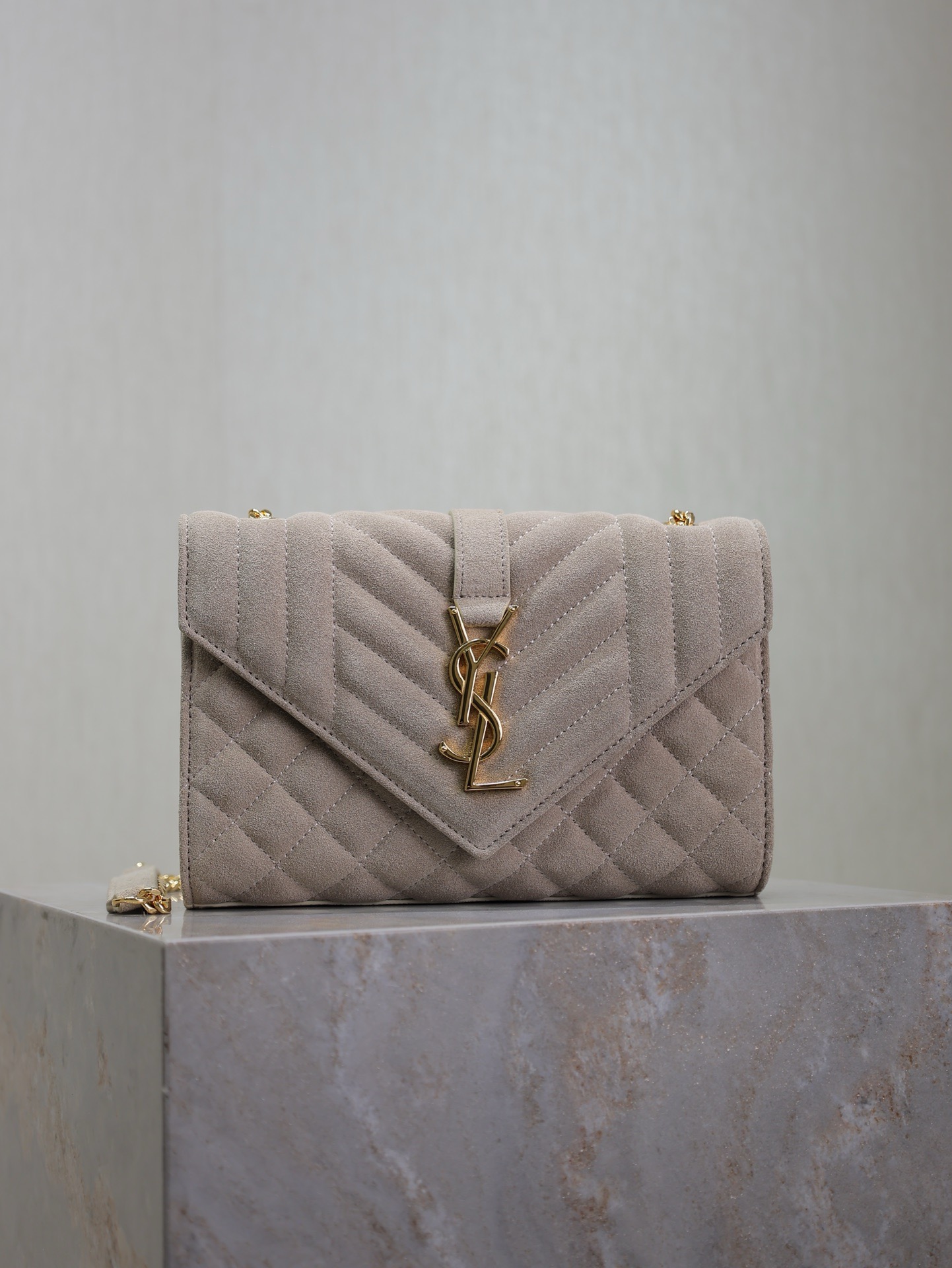 YSL 03279